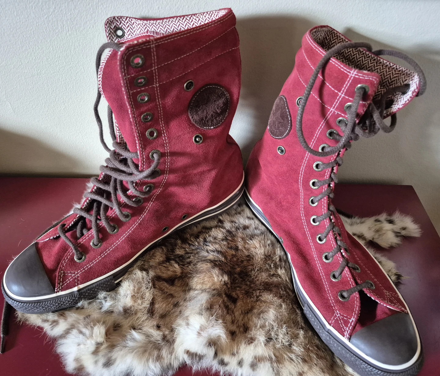 Converse All Star Red Suede Fold-Down Boots Size 11