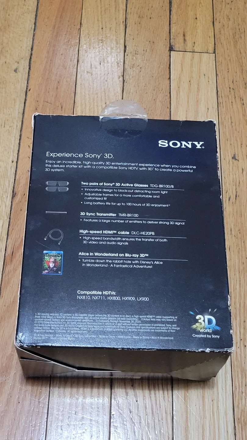 Sony 3D Deluxe Starter Kit with 2 Pairs of Glasses - photo 4