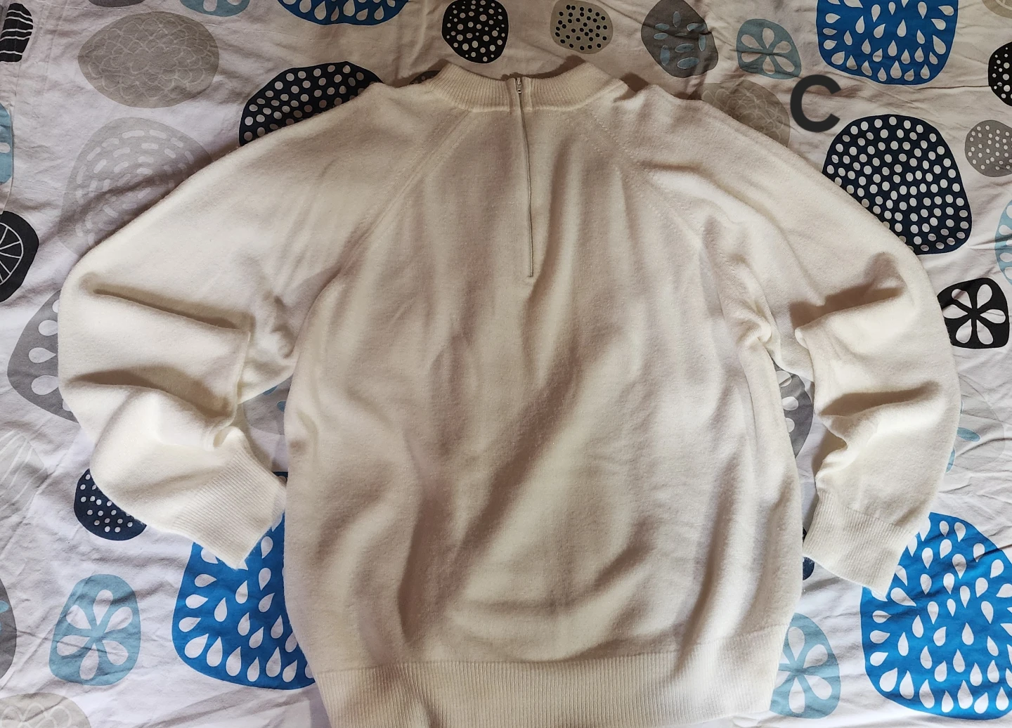 Sweater bundle - photo 3