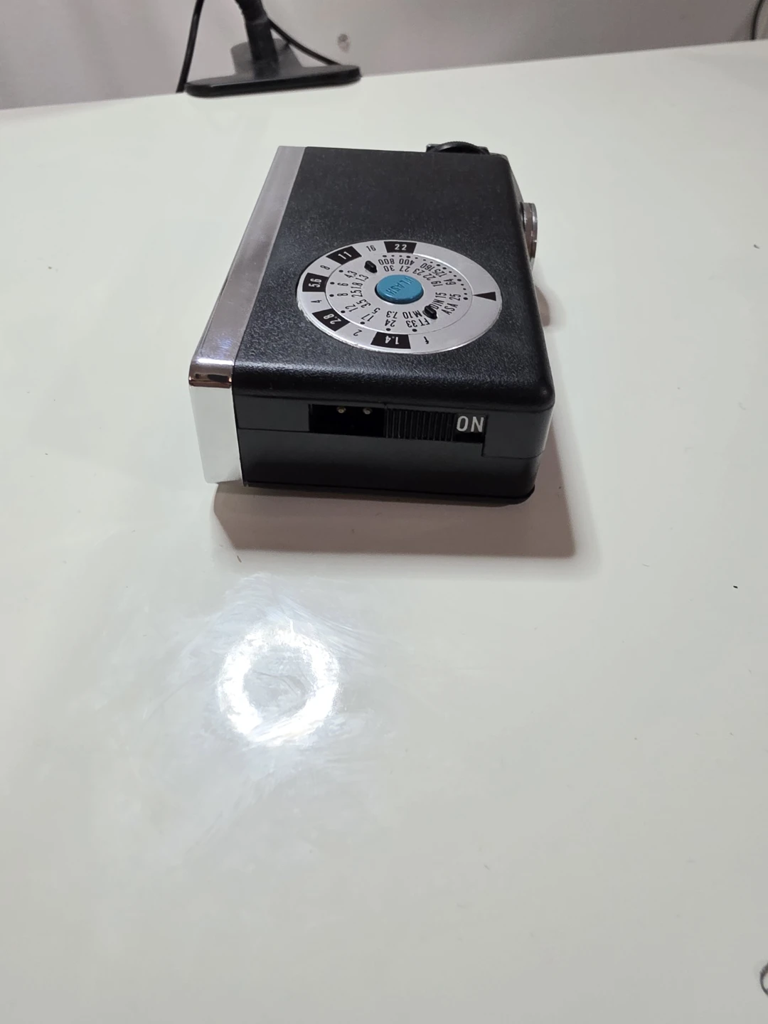 Vivitar 151 Flash Unit with Case - photo 4