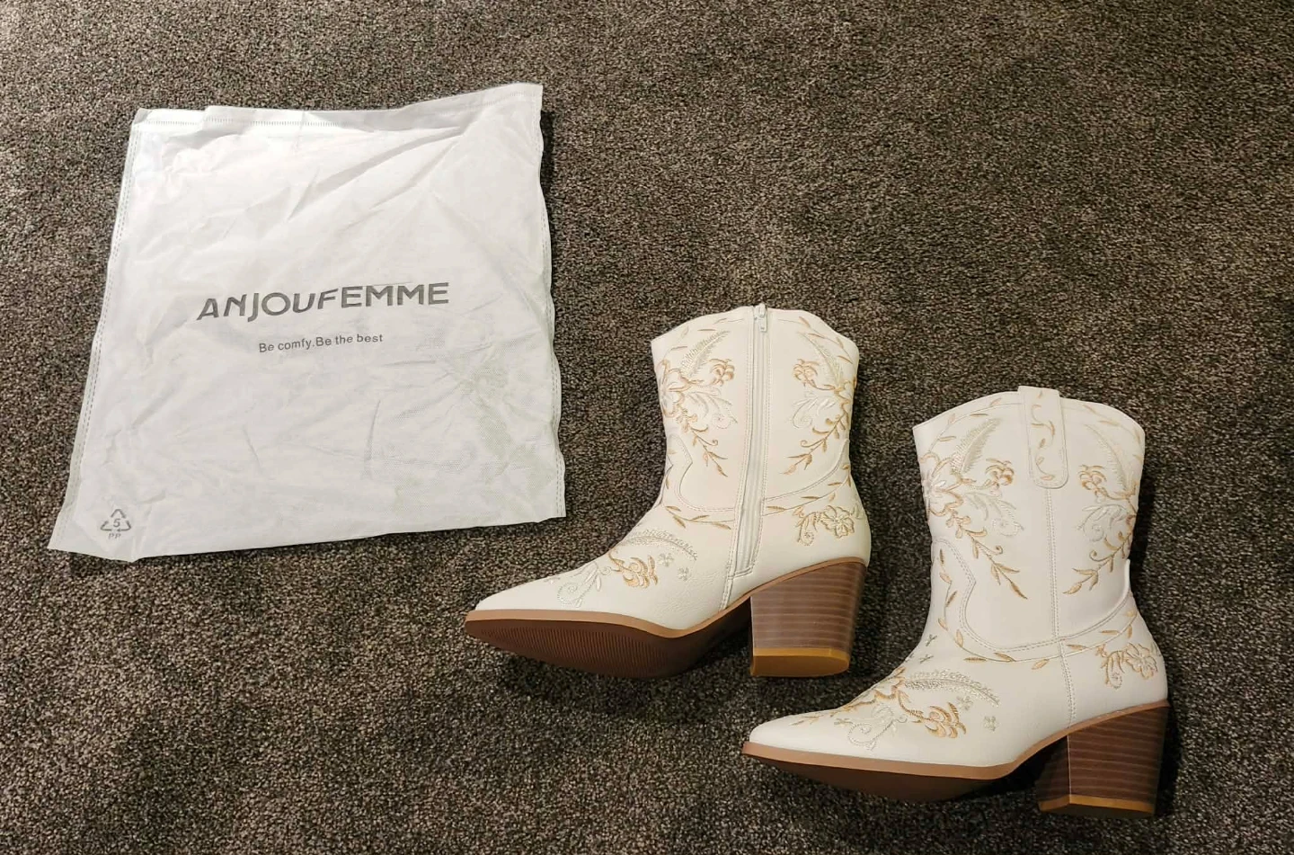 Anjoufemme White Embroidered Cowboy Boots - photo 5