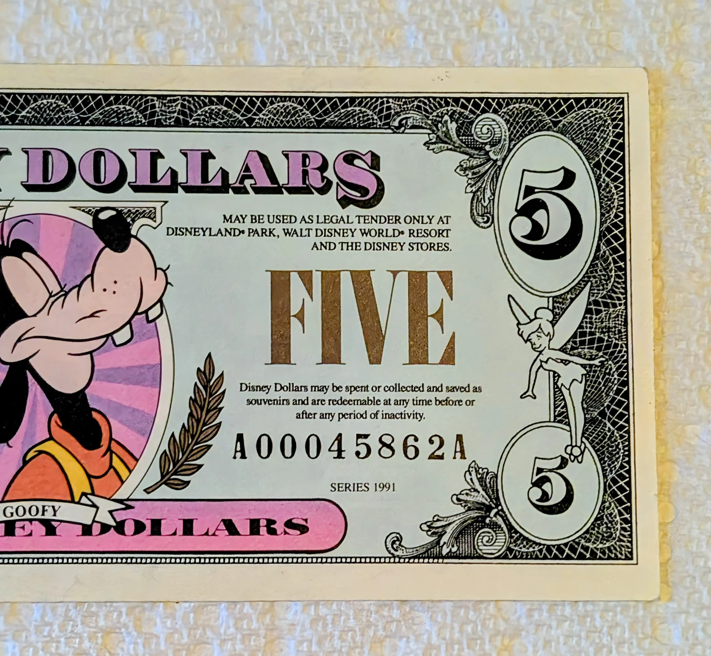 Vintage Disney Dollars - $5  Goofy Series 1991 - photo 4