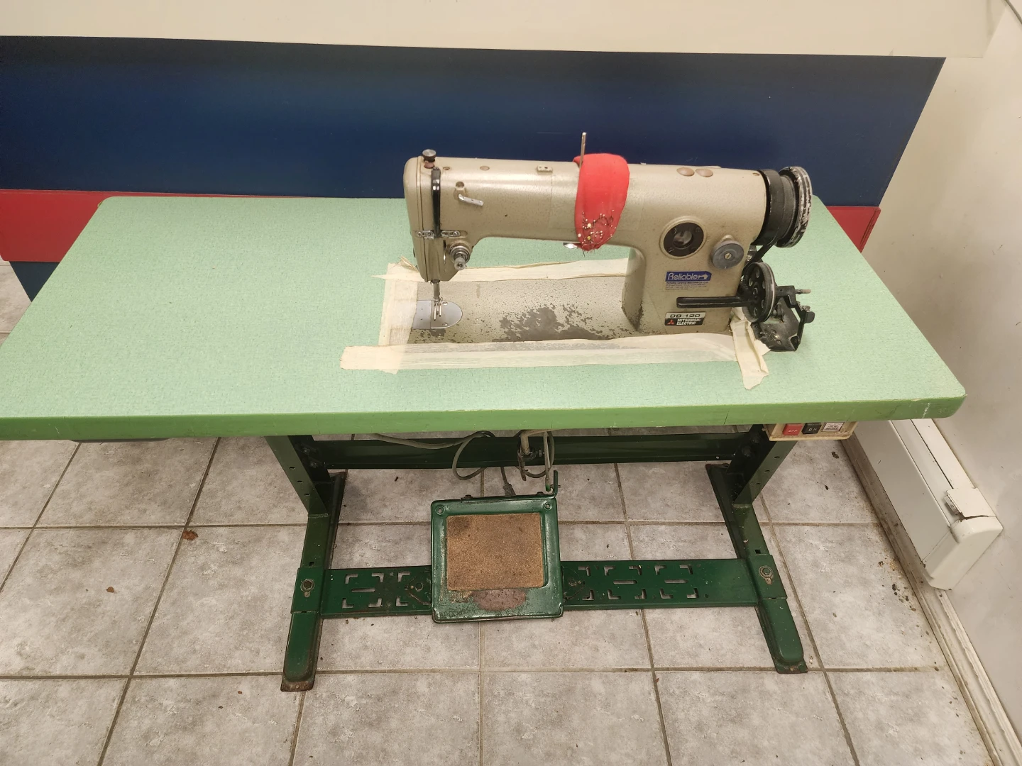 Industrial Sewing Machine - photo 4