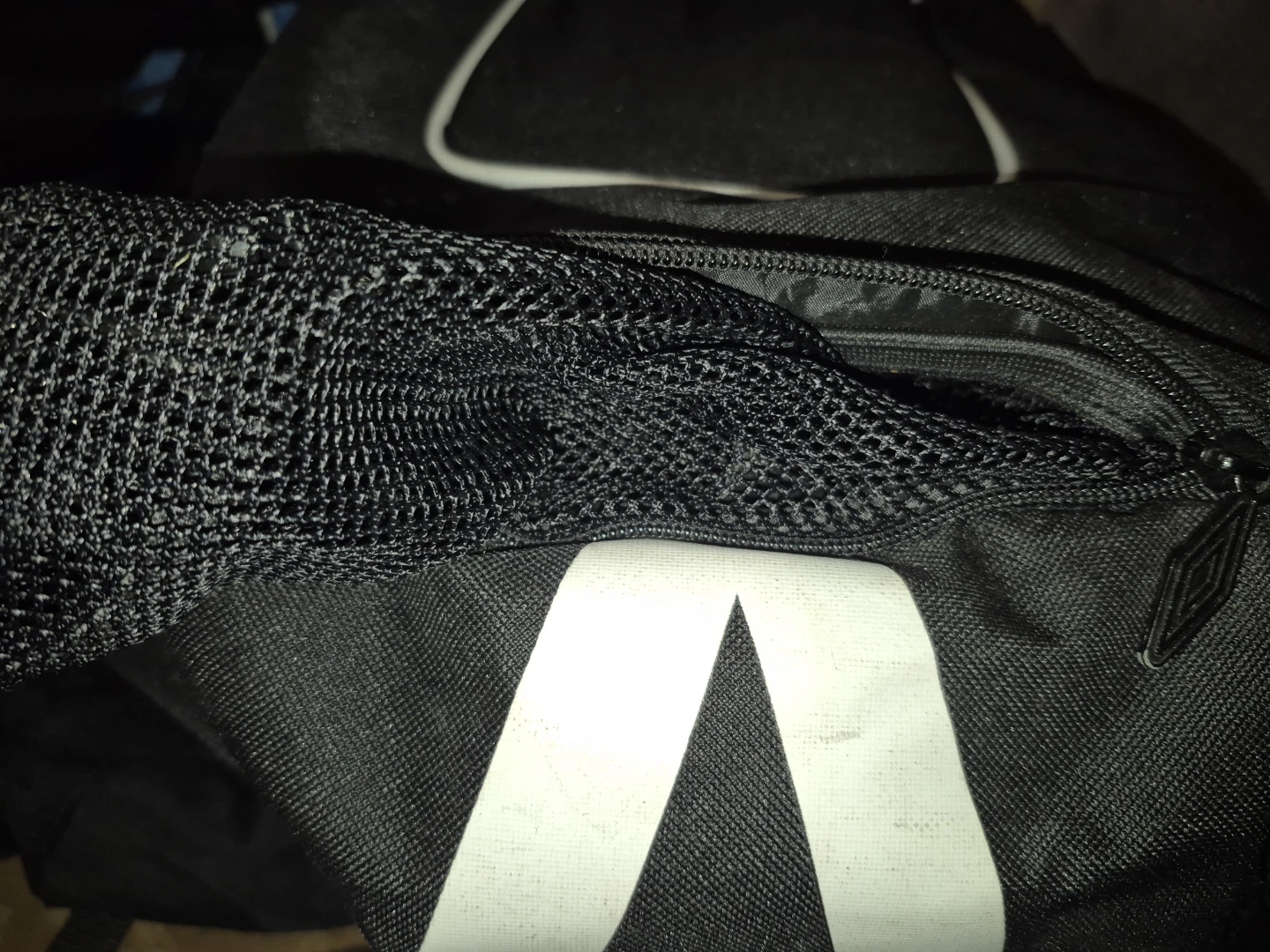 UMBRO Football (Soccer) Backpack - photo 3