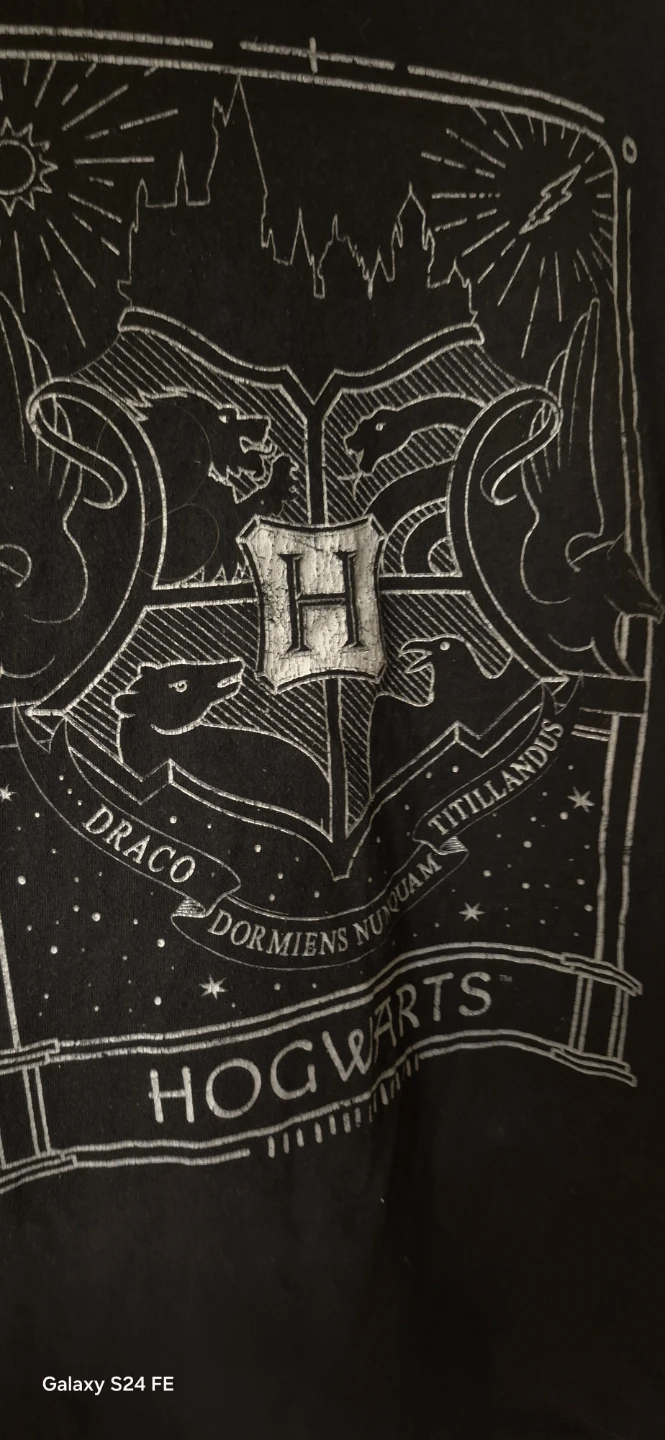 Harry Potter Hogwarts T-Shirt - photo 3