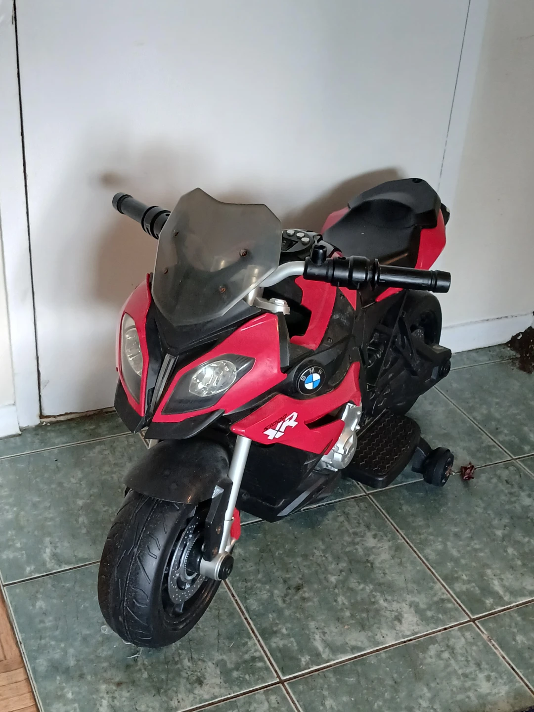 Kids Ride-On BMW S1000XR Motorcycle - photo 2
