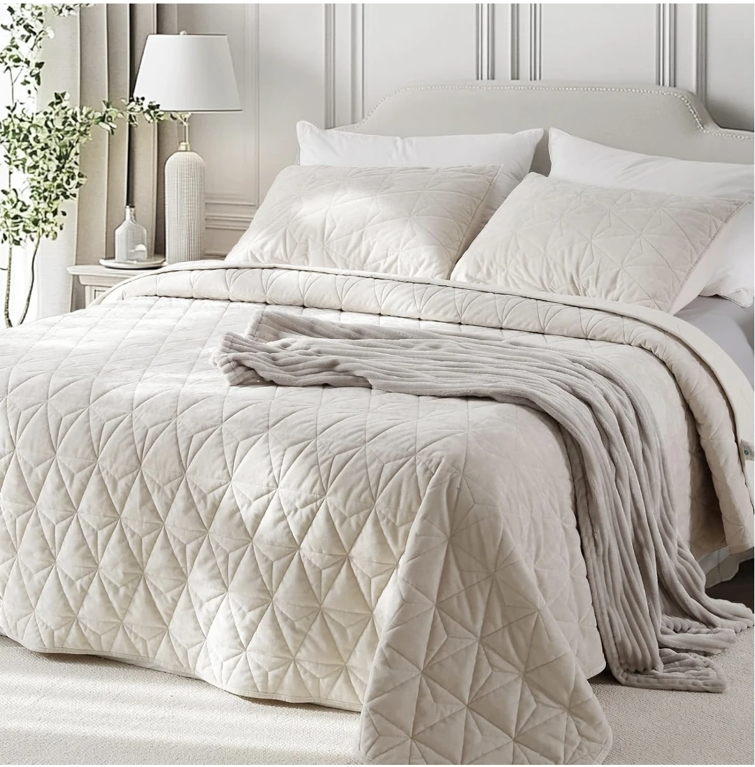 Queen Quilted Bedspread