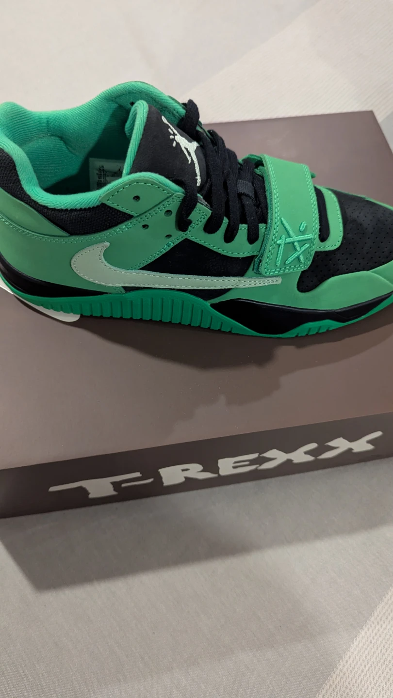 Travis Scott Jumpman Jack T-Rexx size 9.5 - photo 2