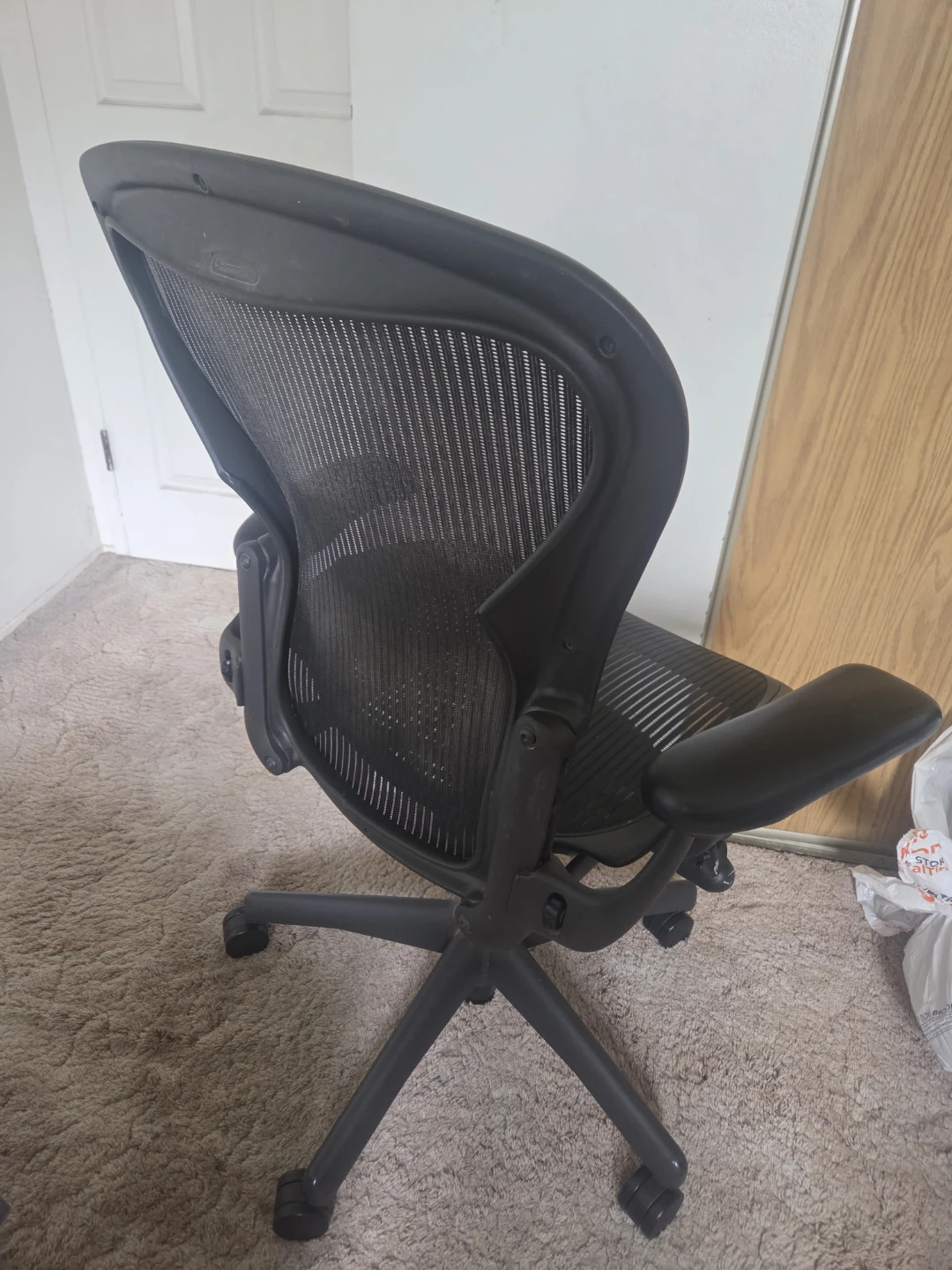 Herman miller Aeron B - photo 2