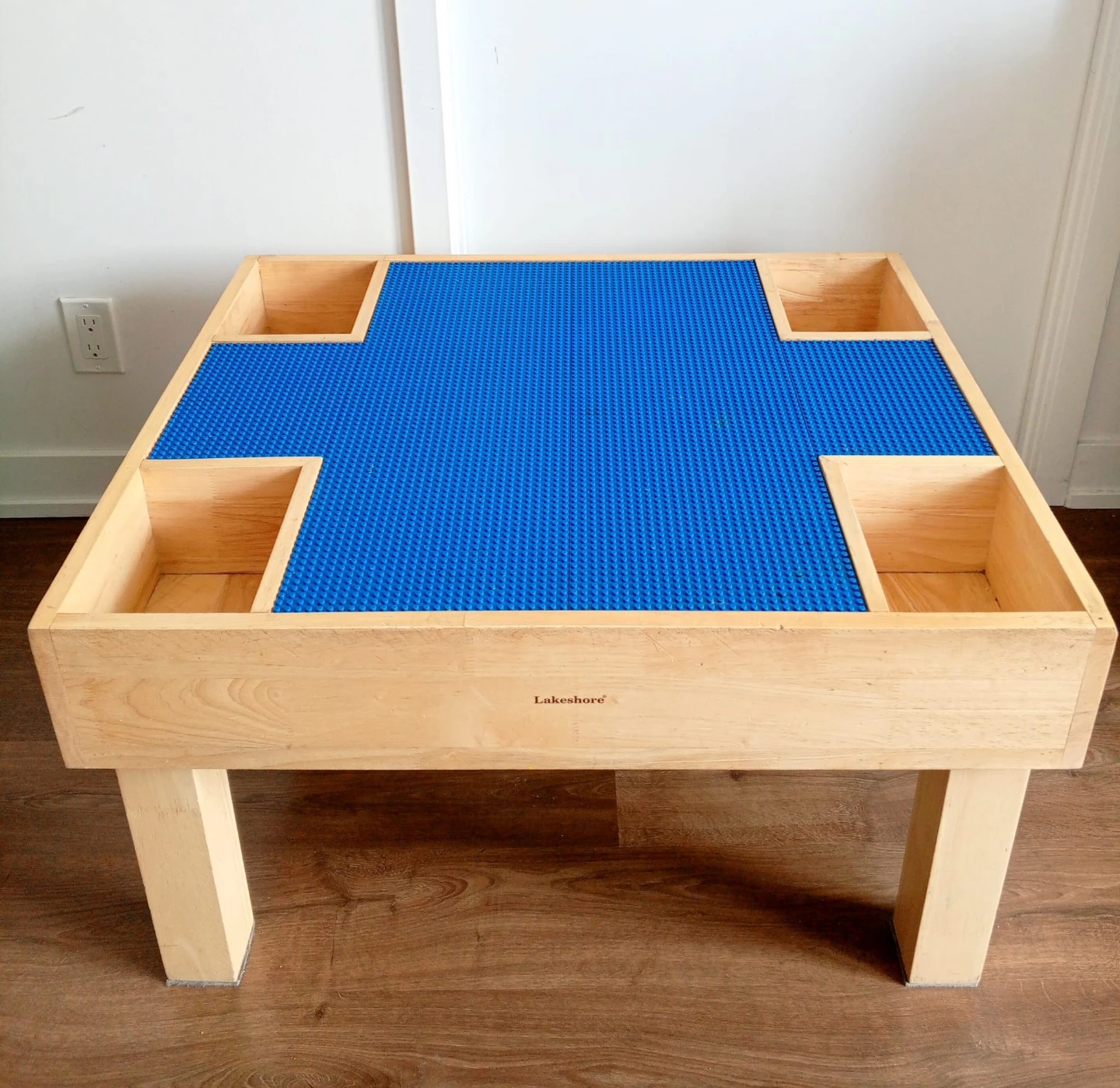 Lakeshore Building Block Table