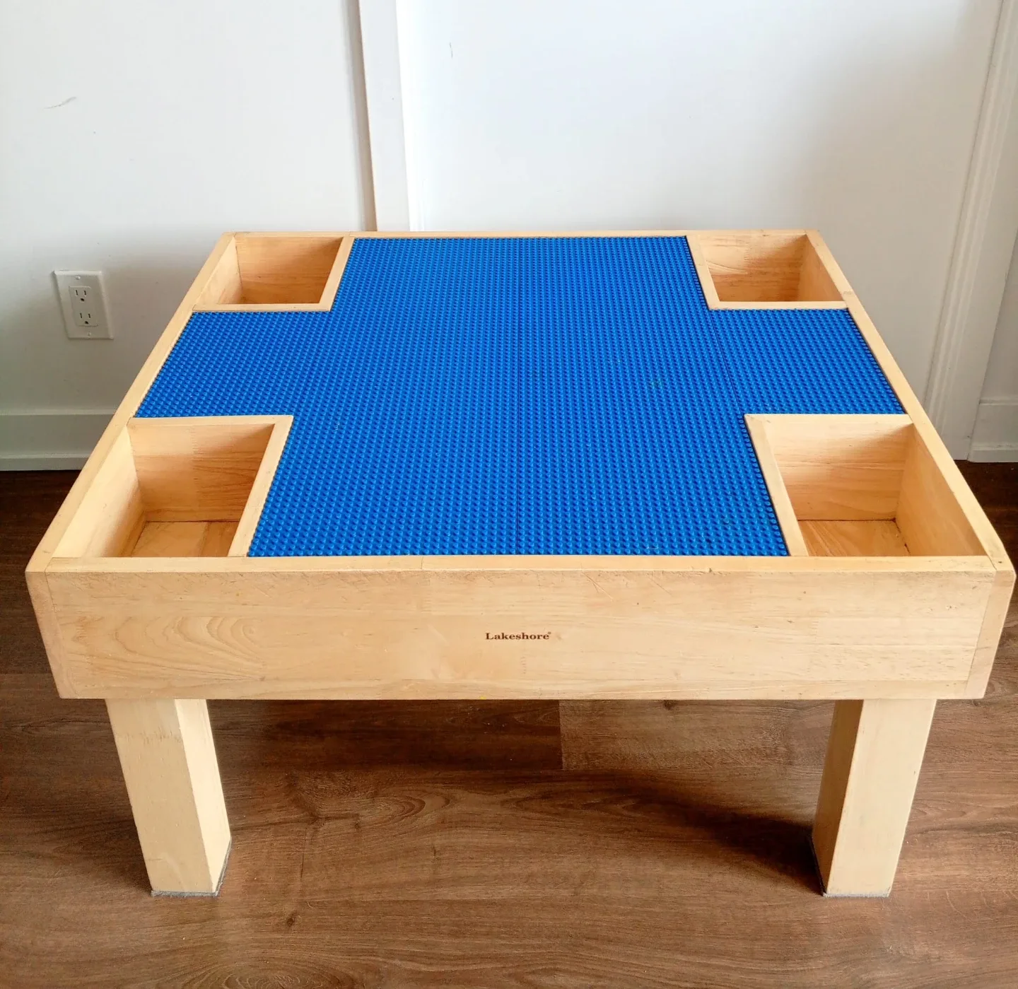 Lakeshore Building Block Table