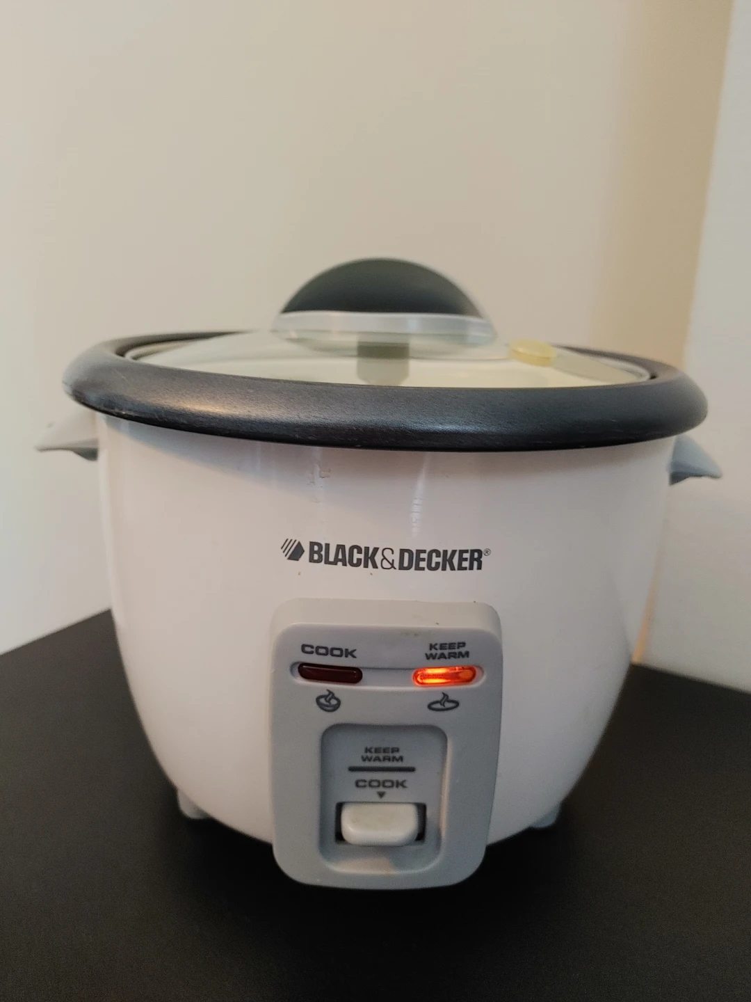Black & Decker Rice Cooker with Steamer Basket