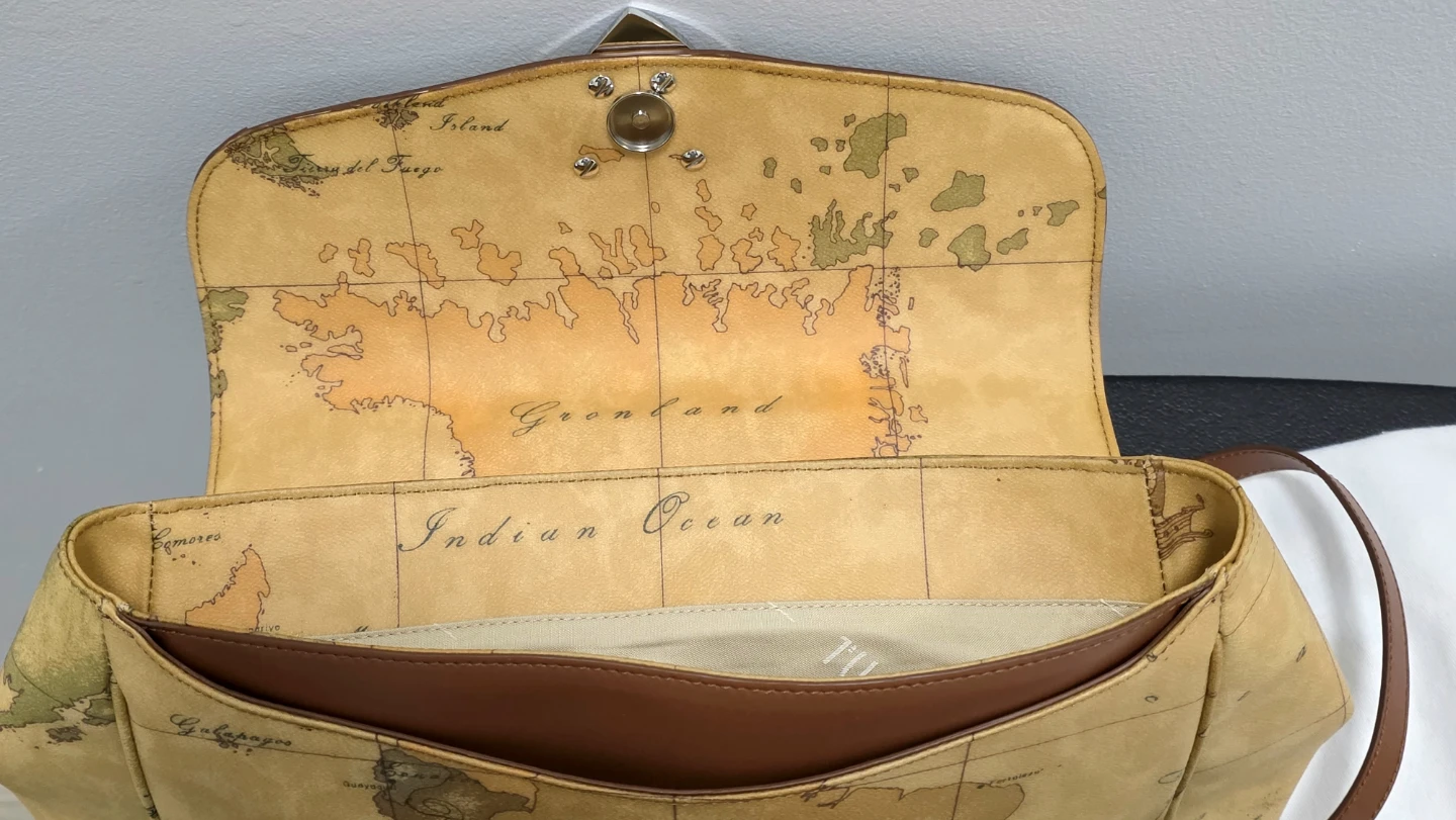 Alviero Martini 1a Classe Map Print Handbag and Wallet Set - photo 5