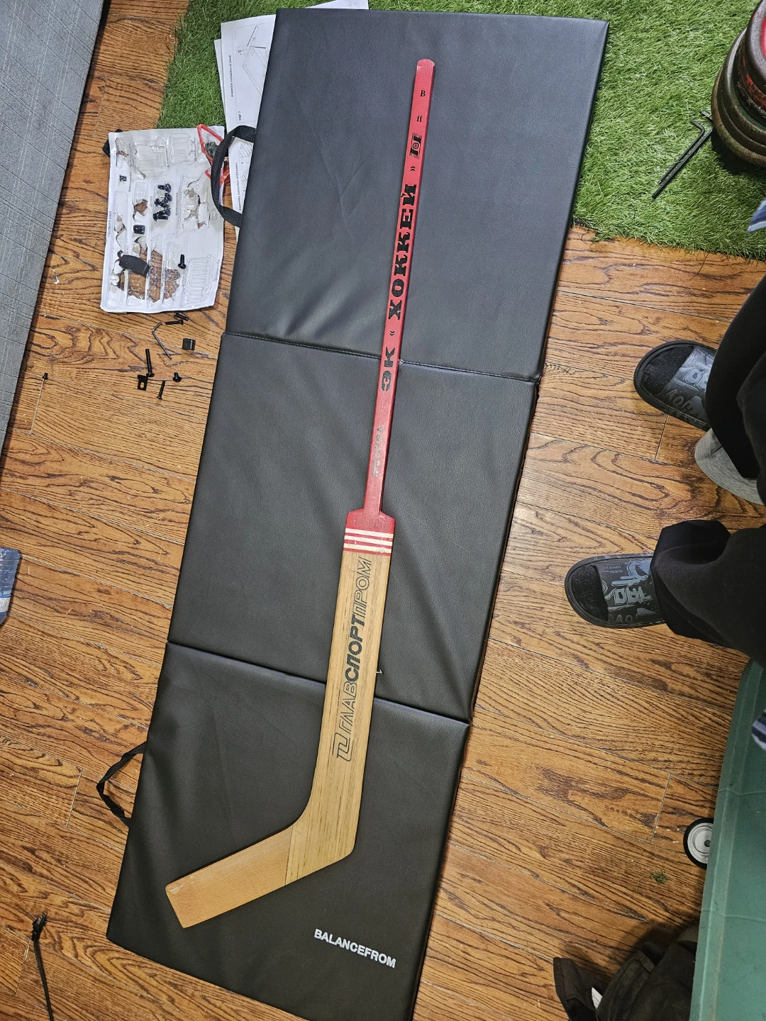 Vladislav Tretiak autographed goalie stick - photo 2
