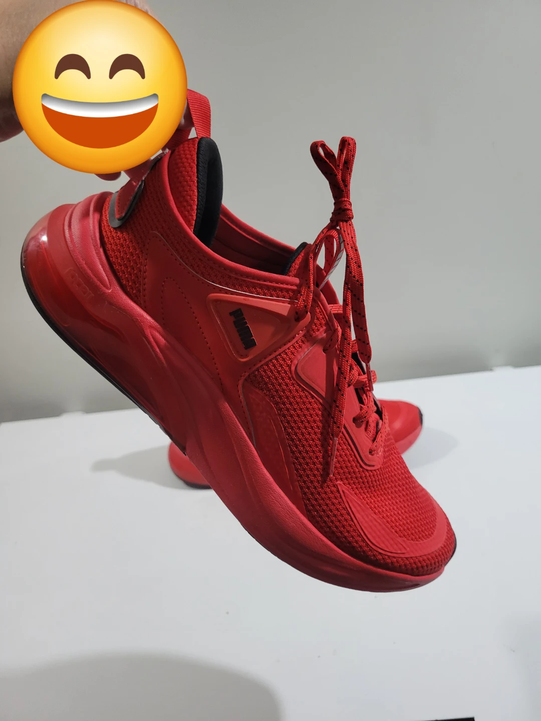 MEN'S SIZE 10 PUMA SHOES