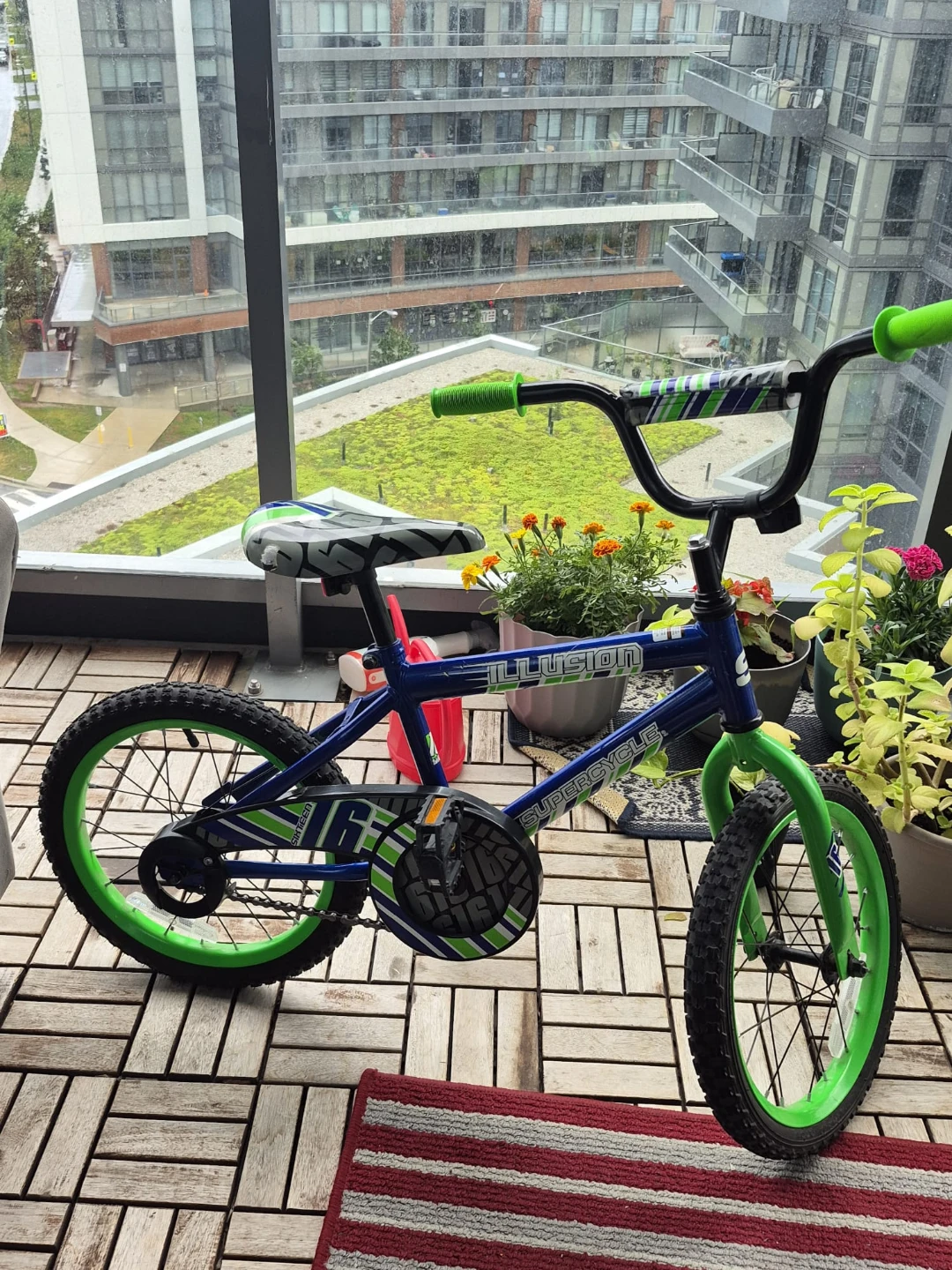 16 inch boy's Supercycle - photo 2