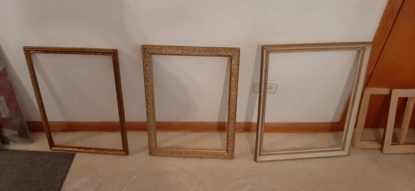 Various Vintage sized art frames - photo 2
