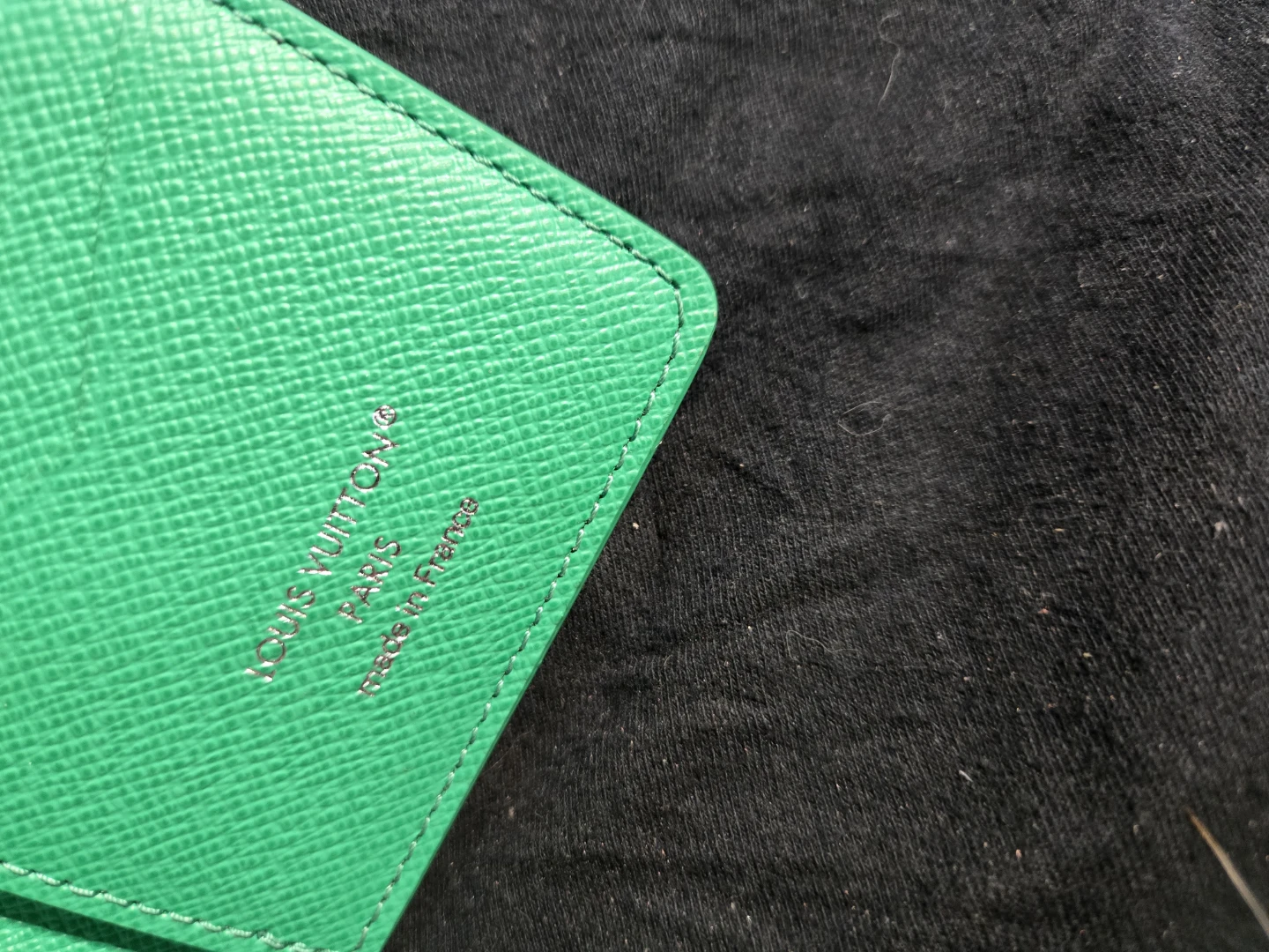 Louis Vuitton Pocket Organizer - Green Epi Leather - photo 5
