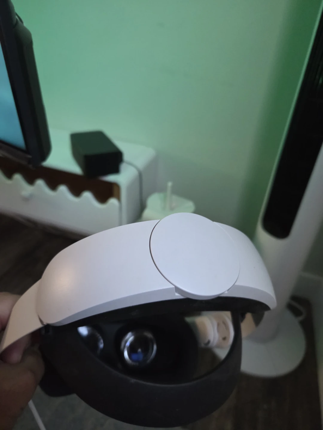 Meta Quest 3s Headset - photo 4