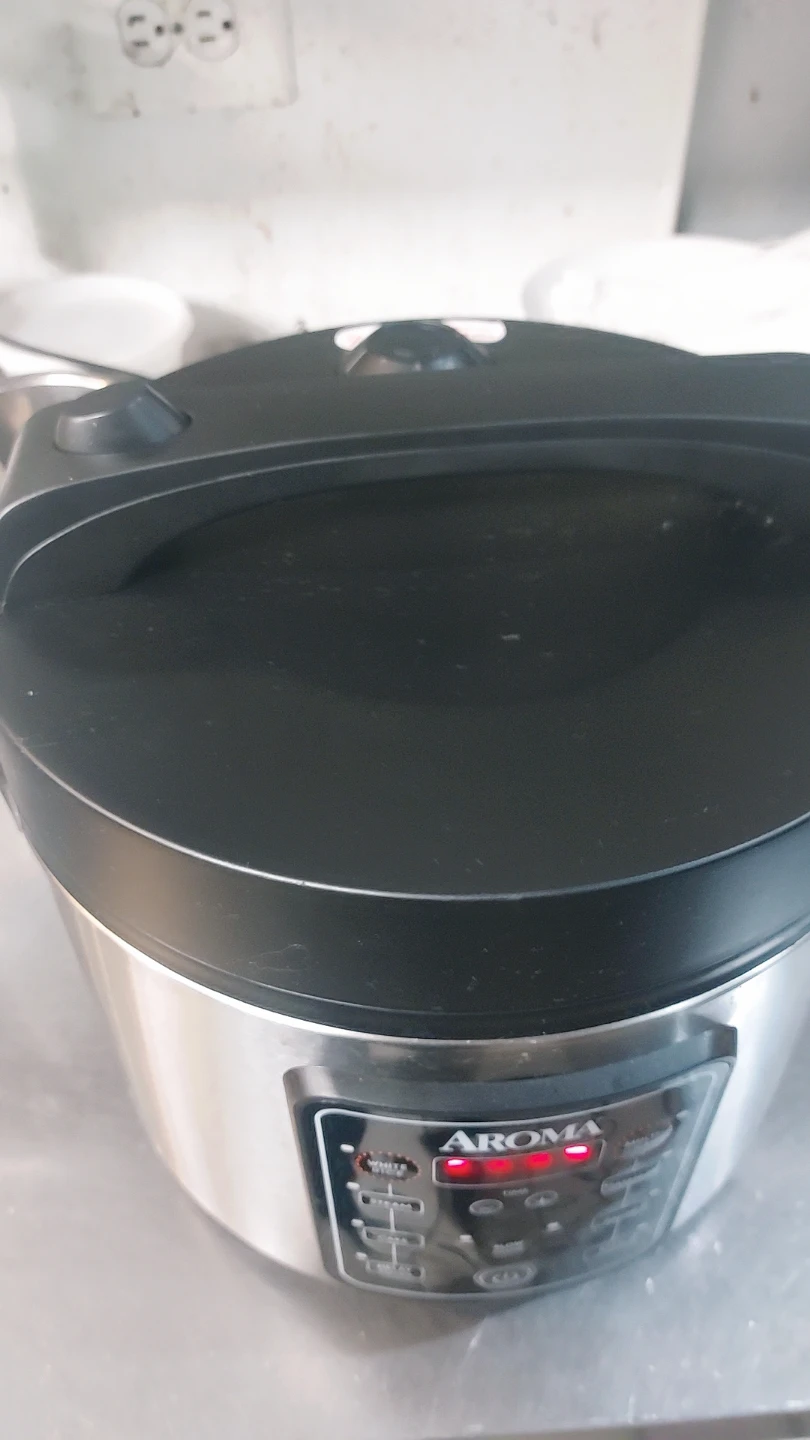 Aroma Rice Cooker - photo 2