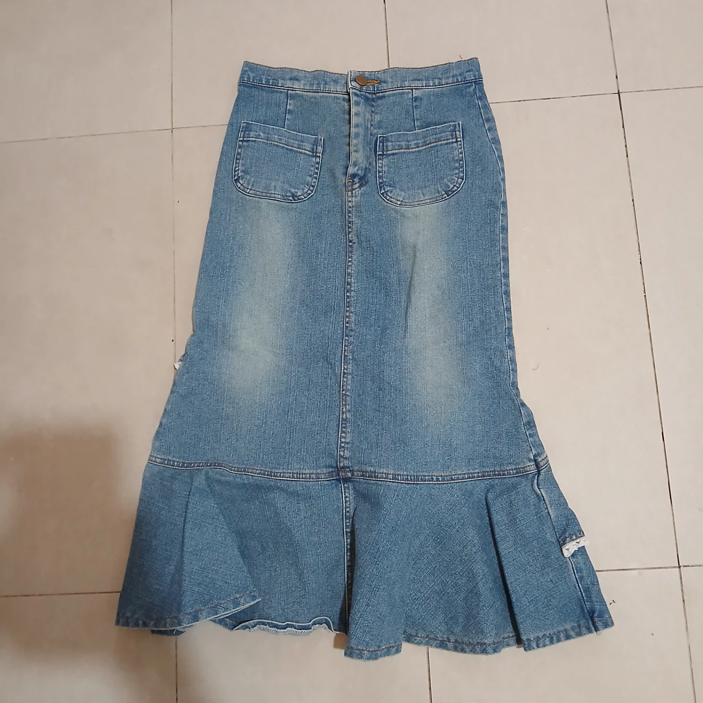 Denim Midi Skirt with Lace Trim - photo 2