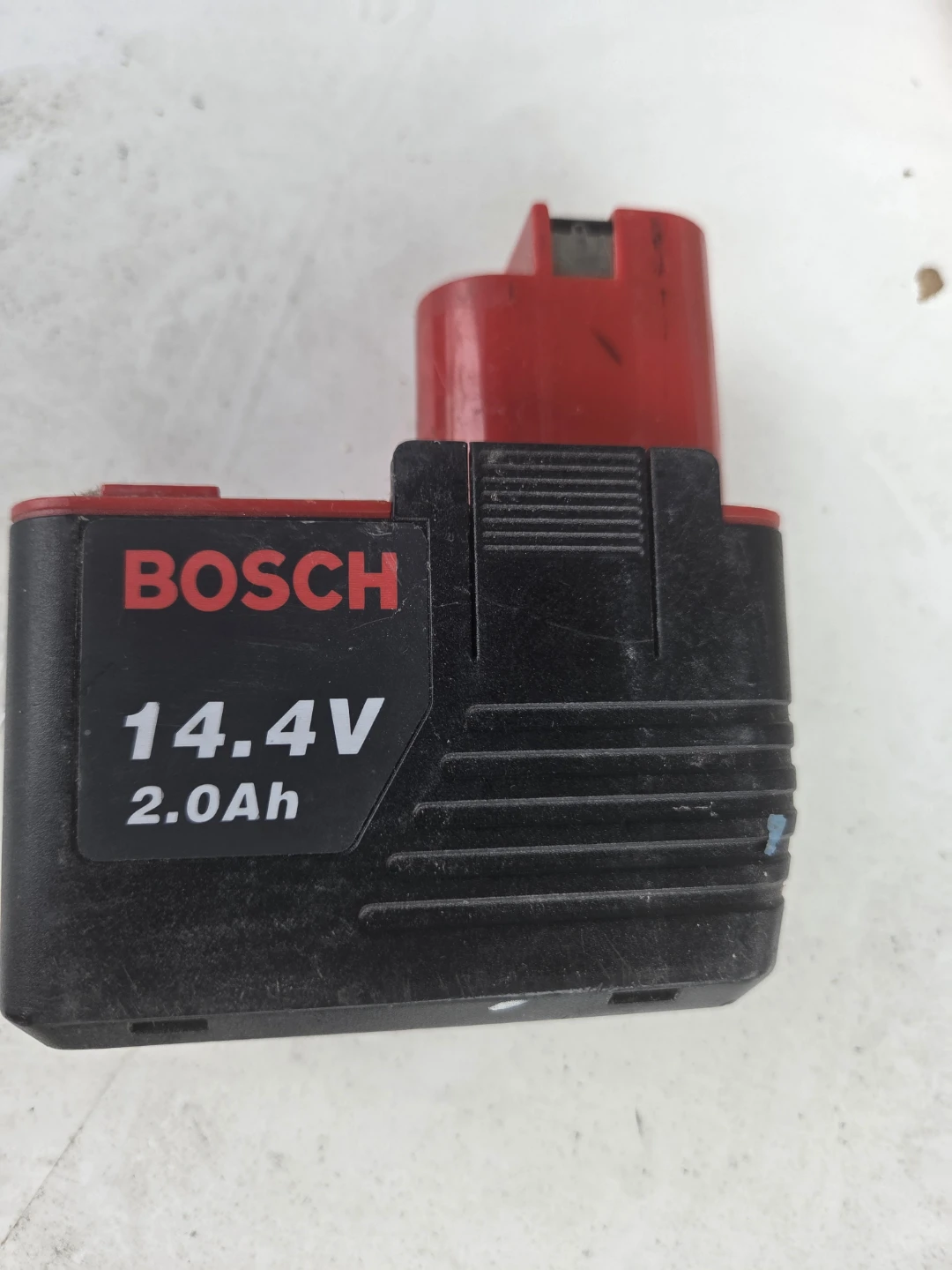 Bosch 14.4V 2.0Ah Power Tool Battery - photo 2