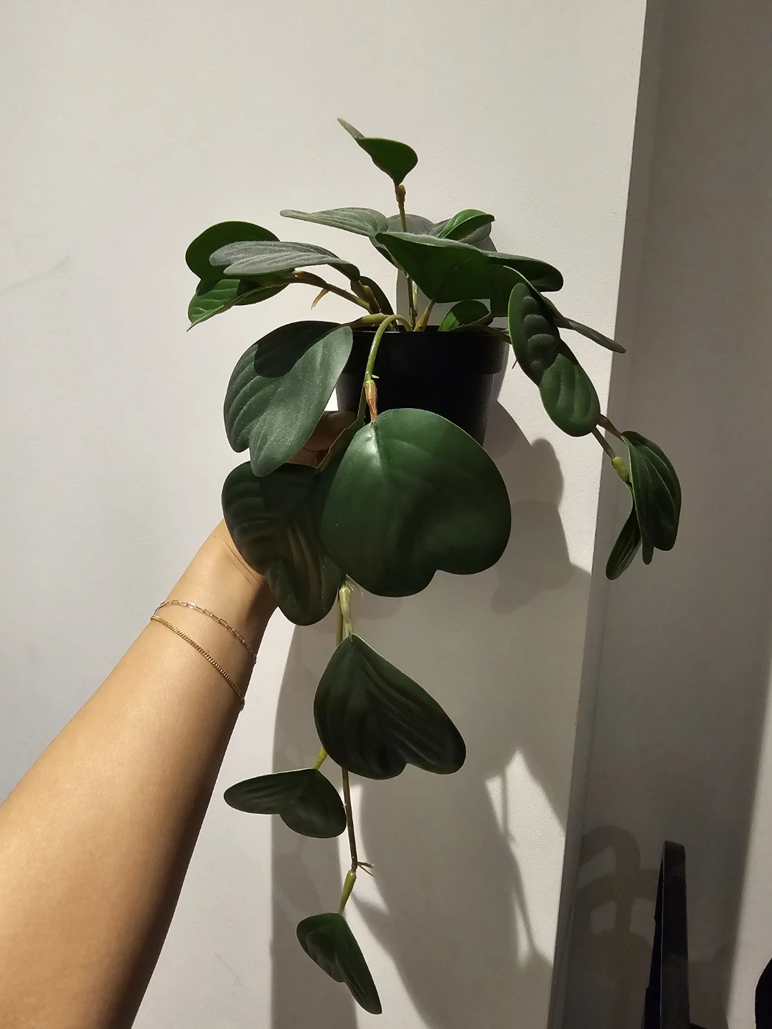 White Fluted Plant Pot with Green Plant artificial new