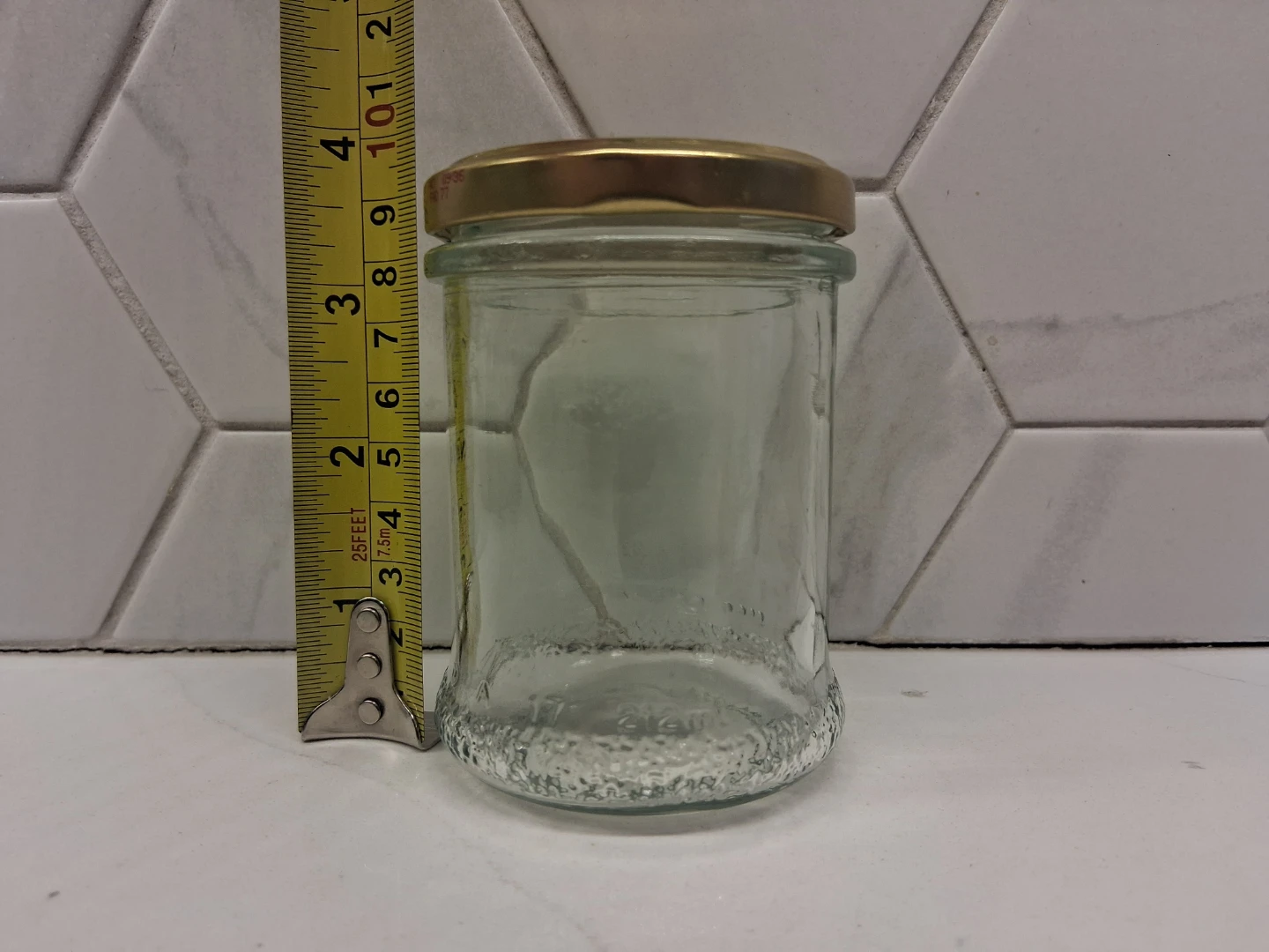 46 glass jars - photo 2