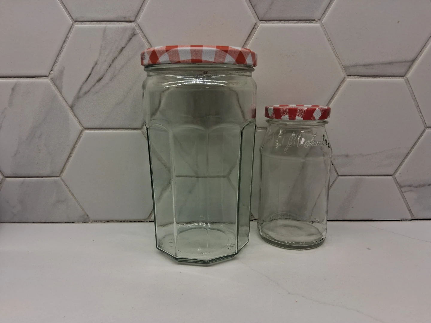 46 glass jars - photo 5