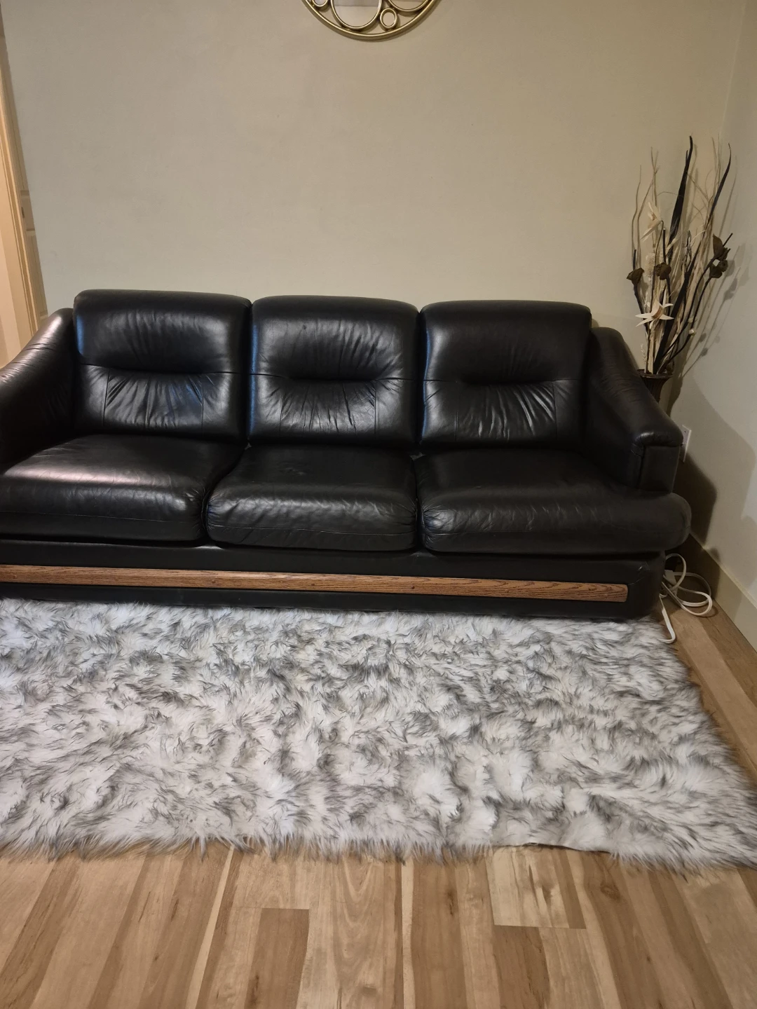 Set of 3 seater Leather couch + single couch + ottoman - photo 2