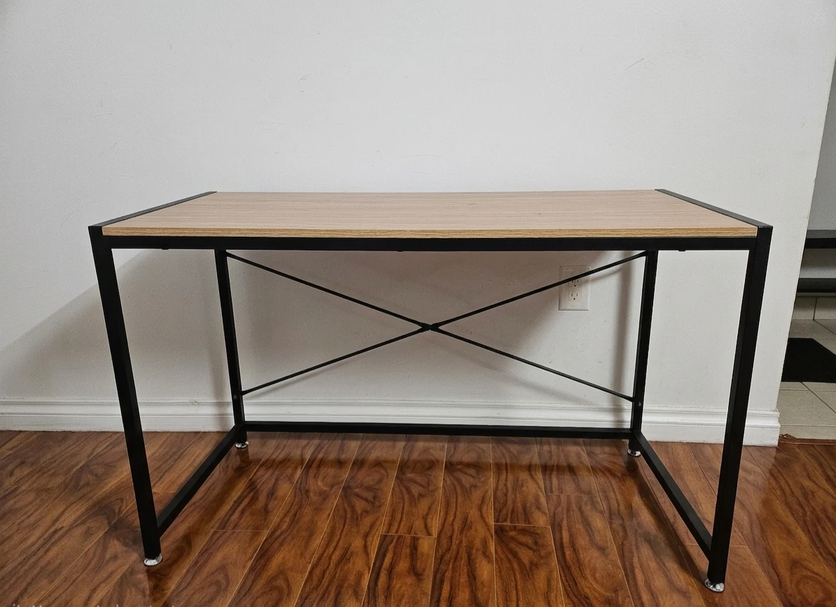 Modern Computer Desk with Built-in Top Shelf / Hutch