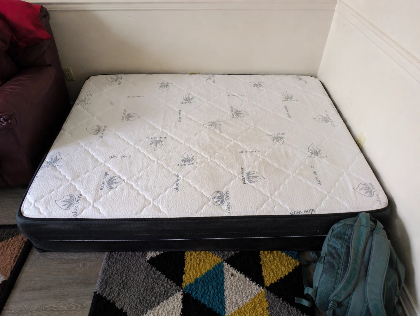 Bed With Mattress and Base Clean, Good Condition - photo 4