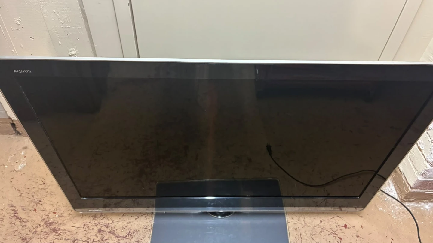AQUOS 45" LCD TV
