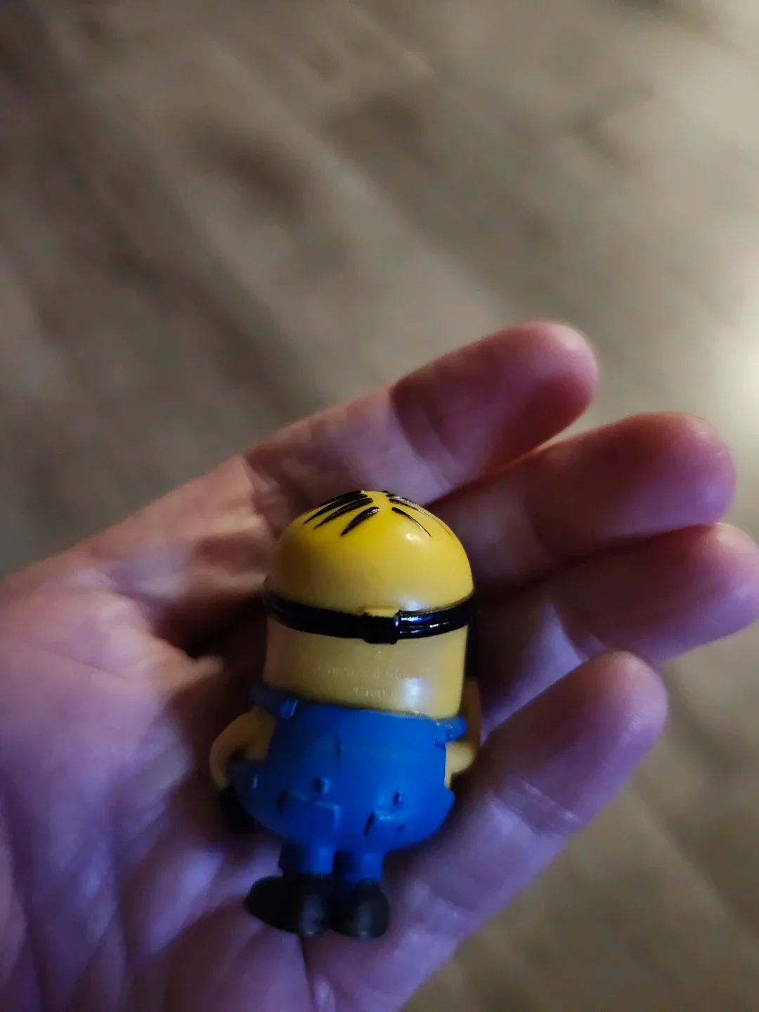 $5 minion figurine 2" - photo 3