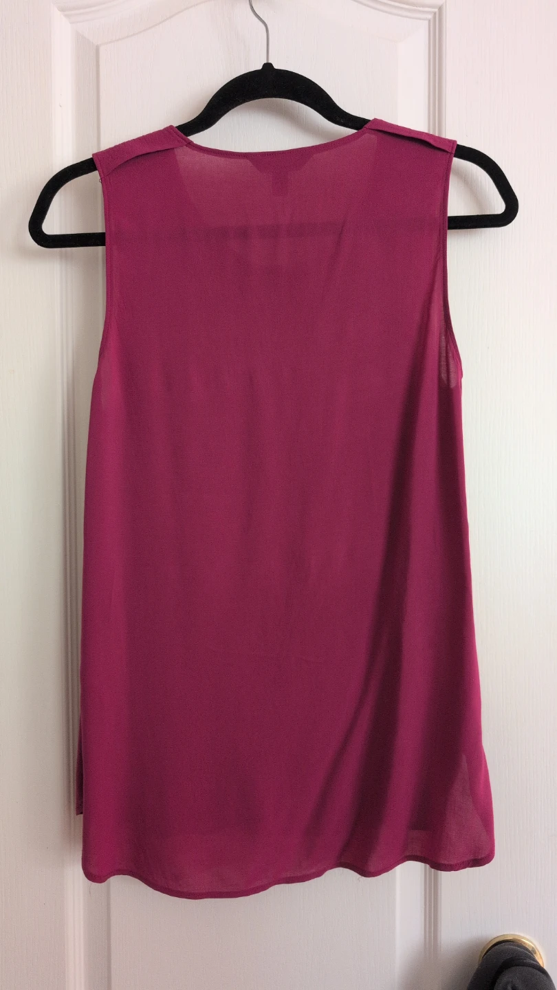 Banana Republic Sleeveless Blousr - photo 2