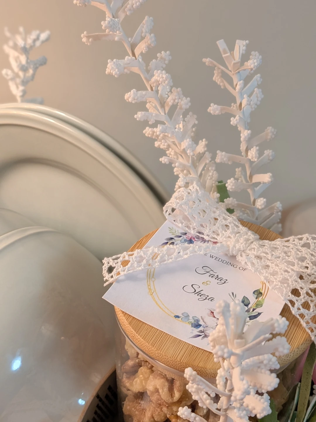Nush customized wedding gift basket - photo 2