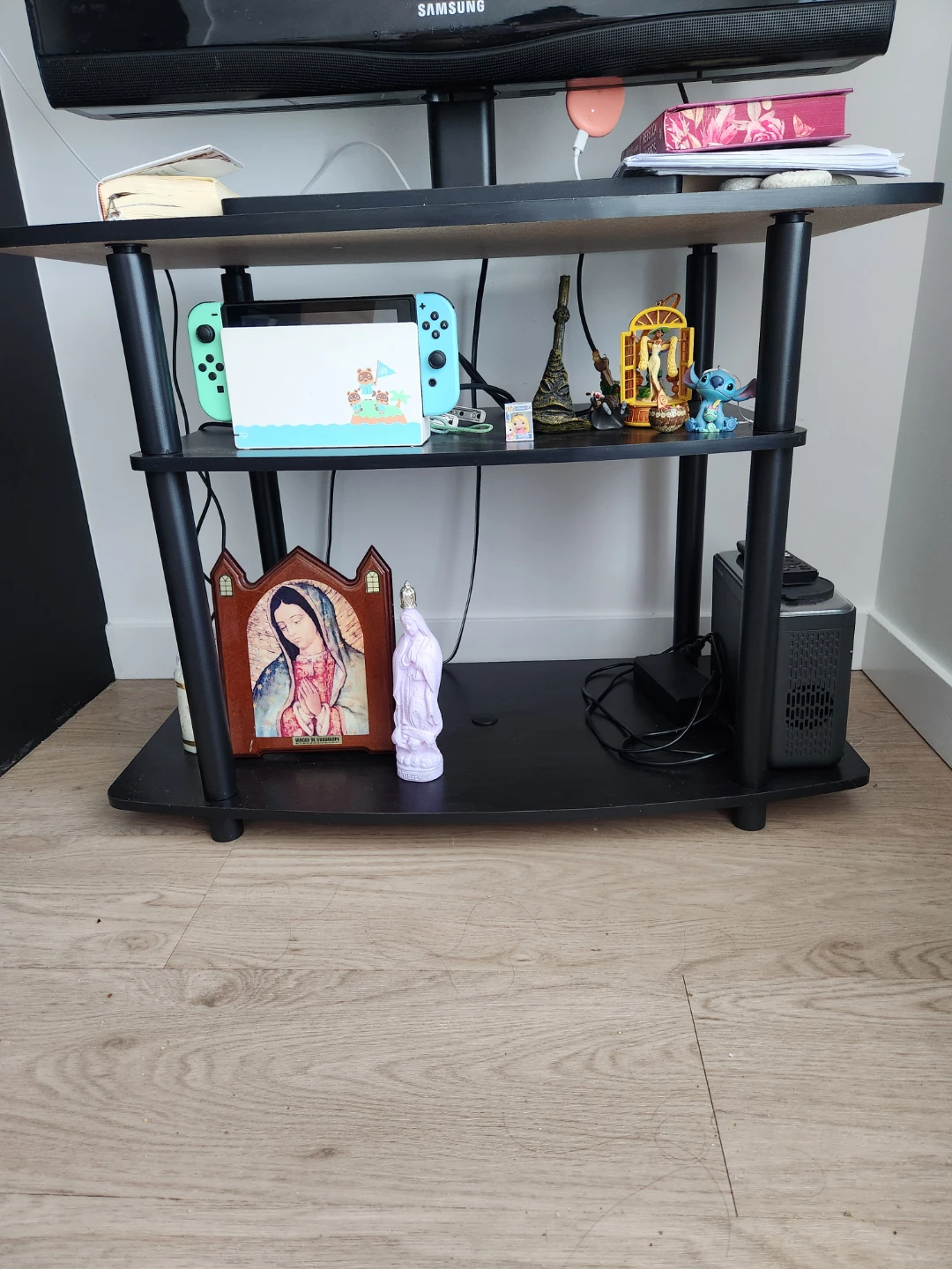 TV Stand - photo 2