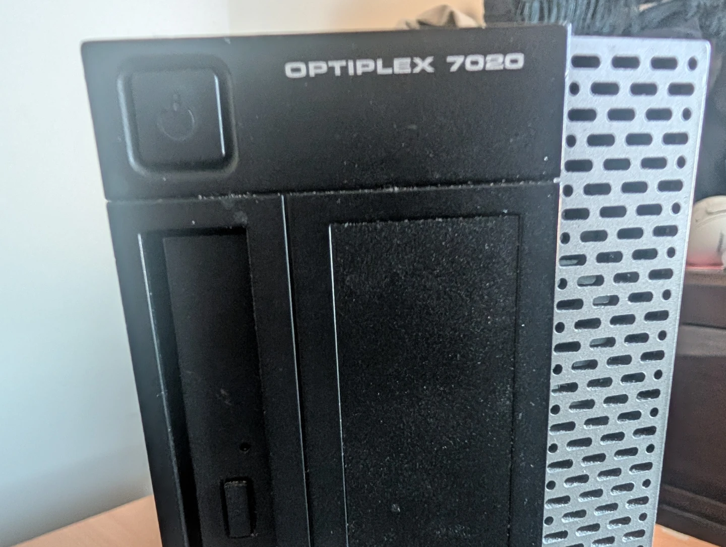 Dell Optiplex 7020 Desktop i7 4th gen No HDD,  Computer - photo 3