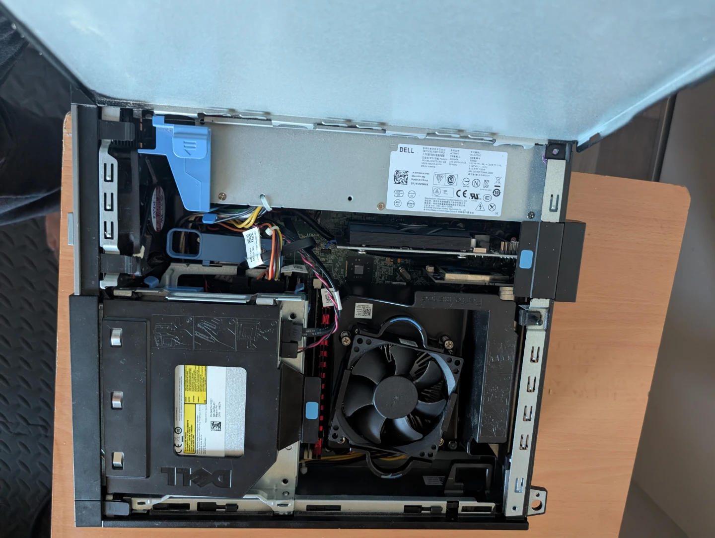 Dell Optiplex 7020 Desktop i7 4th gen No HDD,  Computer - photo 4