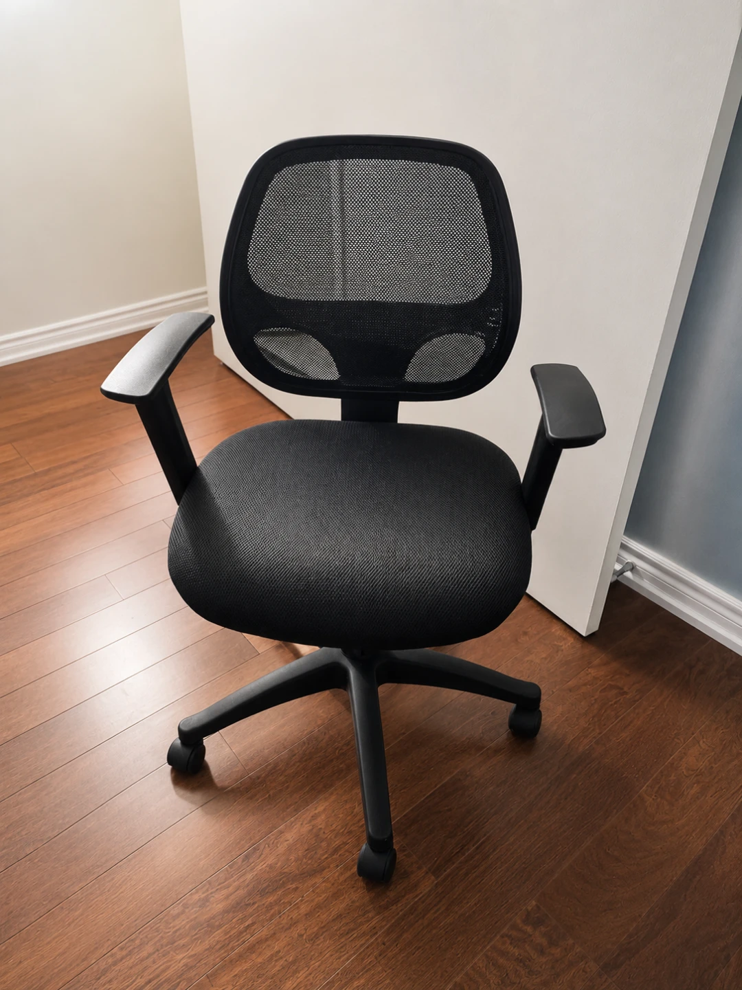 Black Mesh Office Chair with Padded Seat