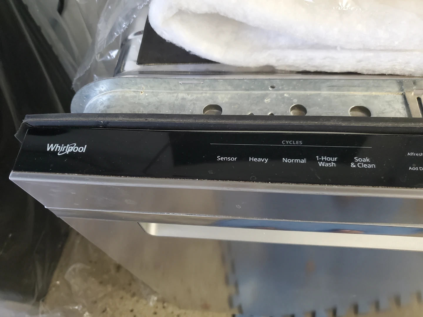 Whirlpool Stainless Steel Dishwasher 24" - photo 4