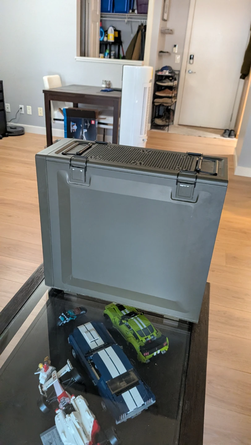 Corsair C70 PC case military green - photo 2