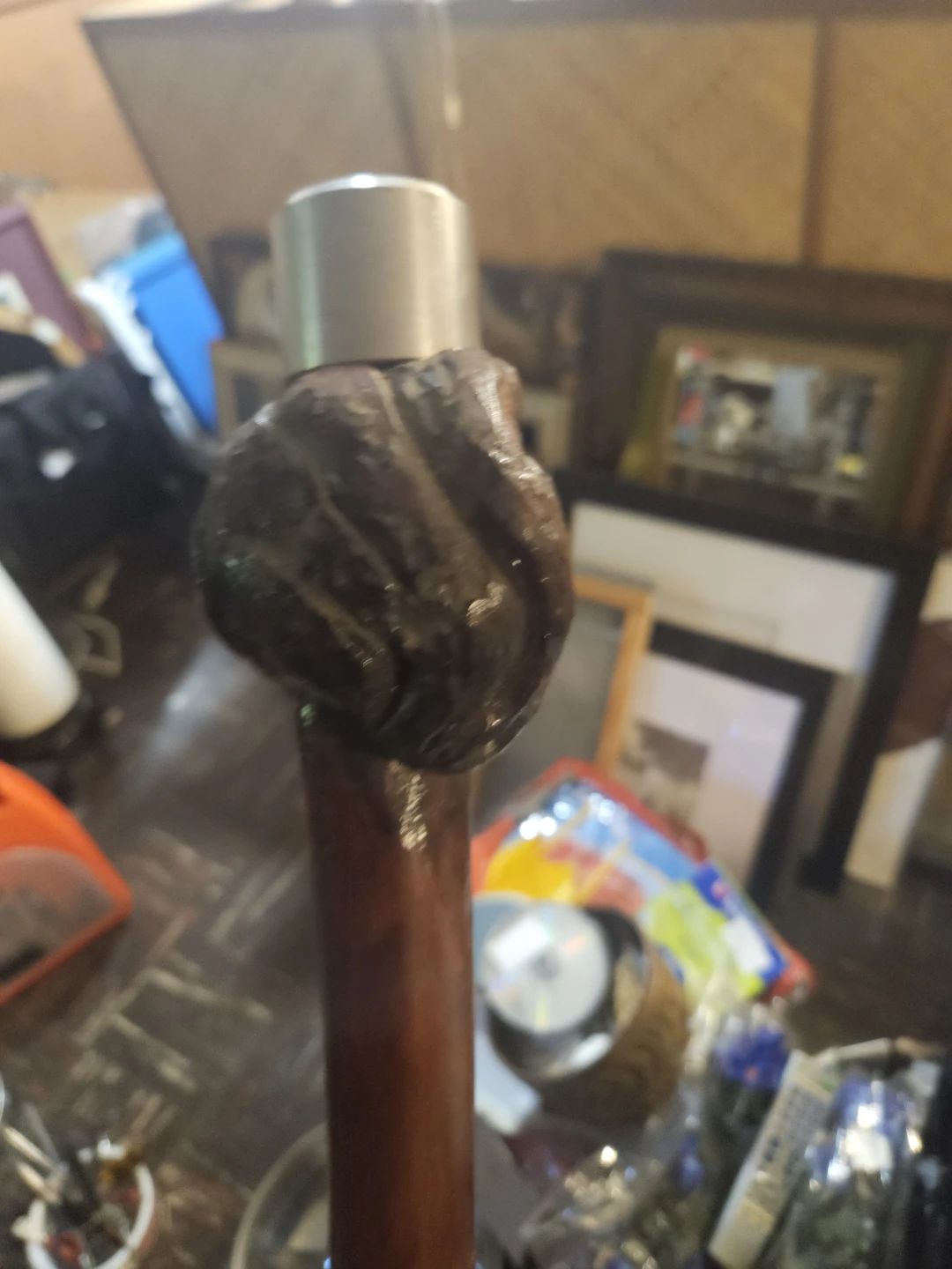 Carved wooden cane with metal cap - photo 4