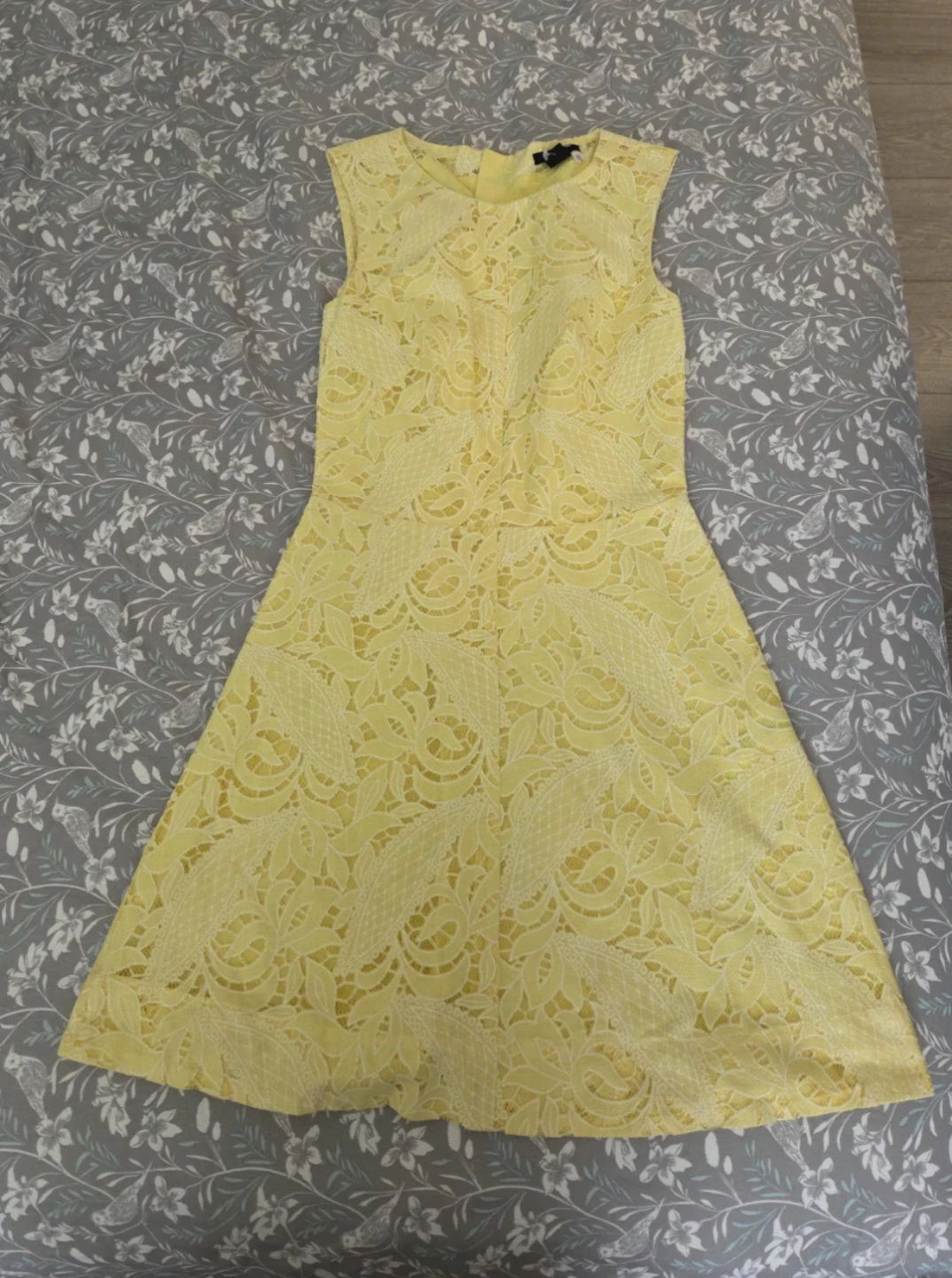 H&M - Yellow Lace Dress size 2