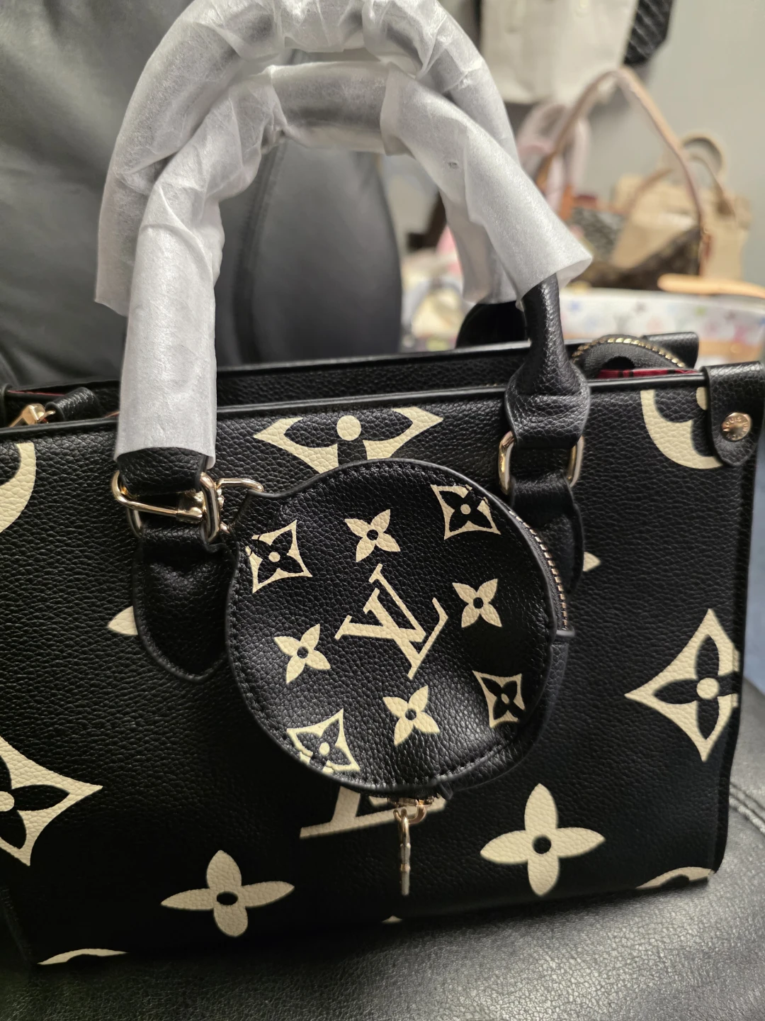 Designer Tote Bag with Coin Pouch - photo 2