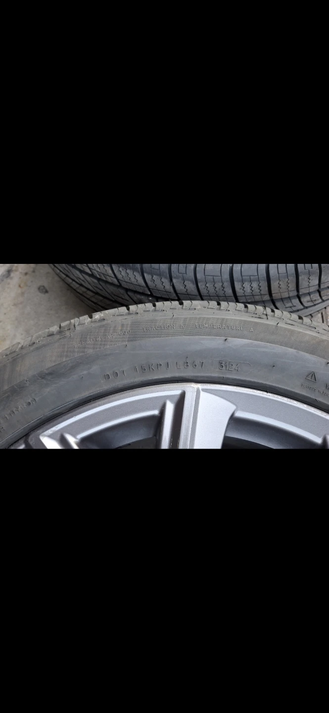 Honda CR-V Rims and All seasons tires - photo 4