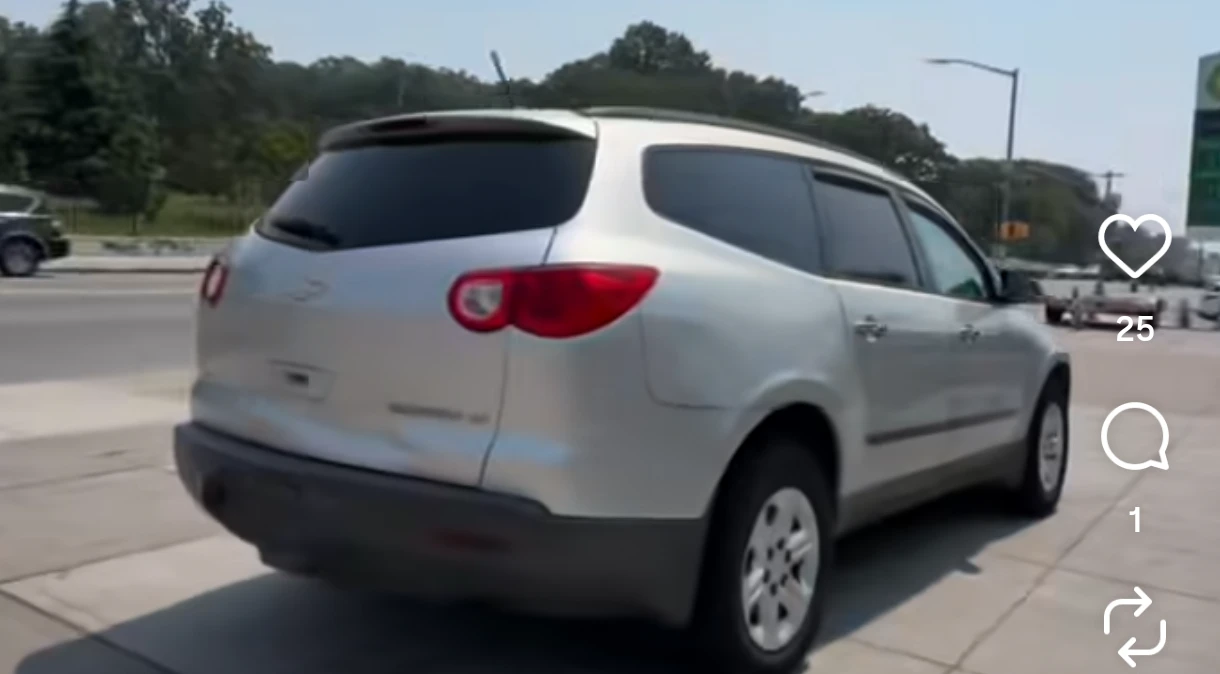 2012 Chevy Traverse - photo 3