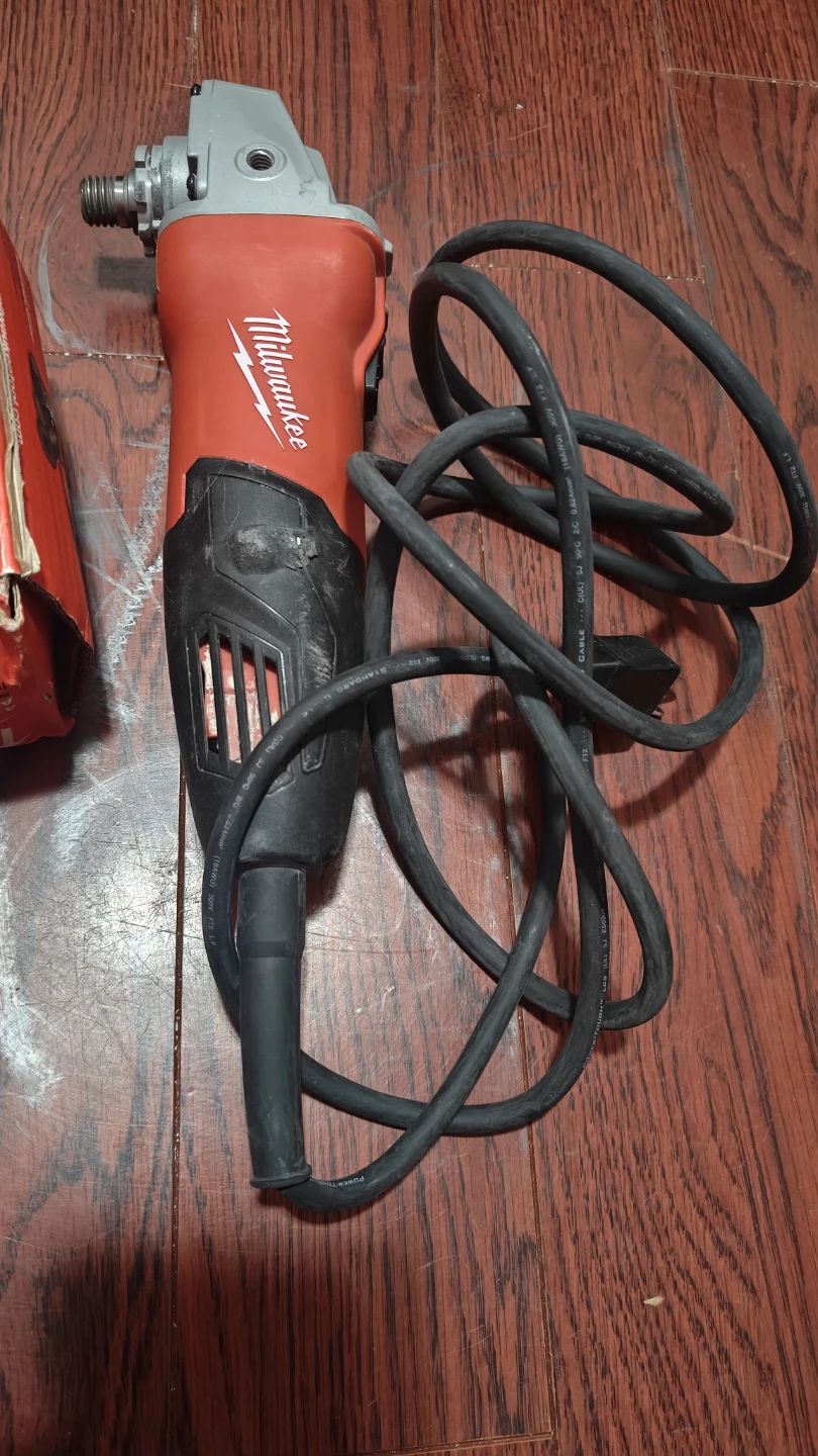 Milwaukee 4-1/2" Angle Grinder