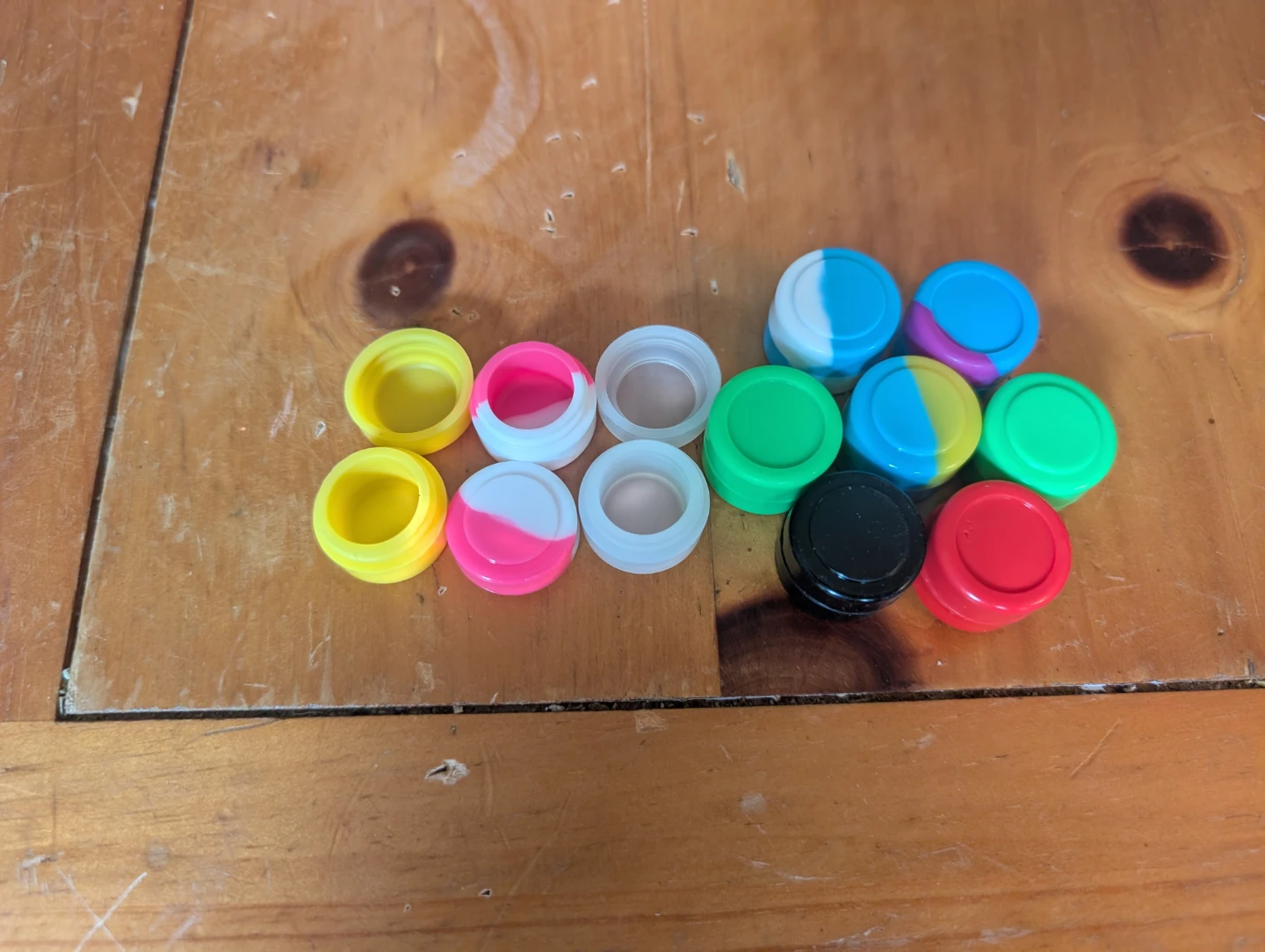 Assorted 1 gram Silicone Extract Containers 10 Bags 20 Count