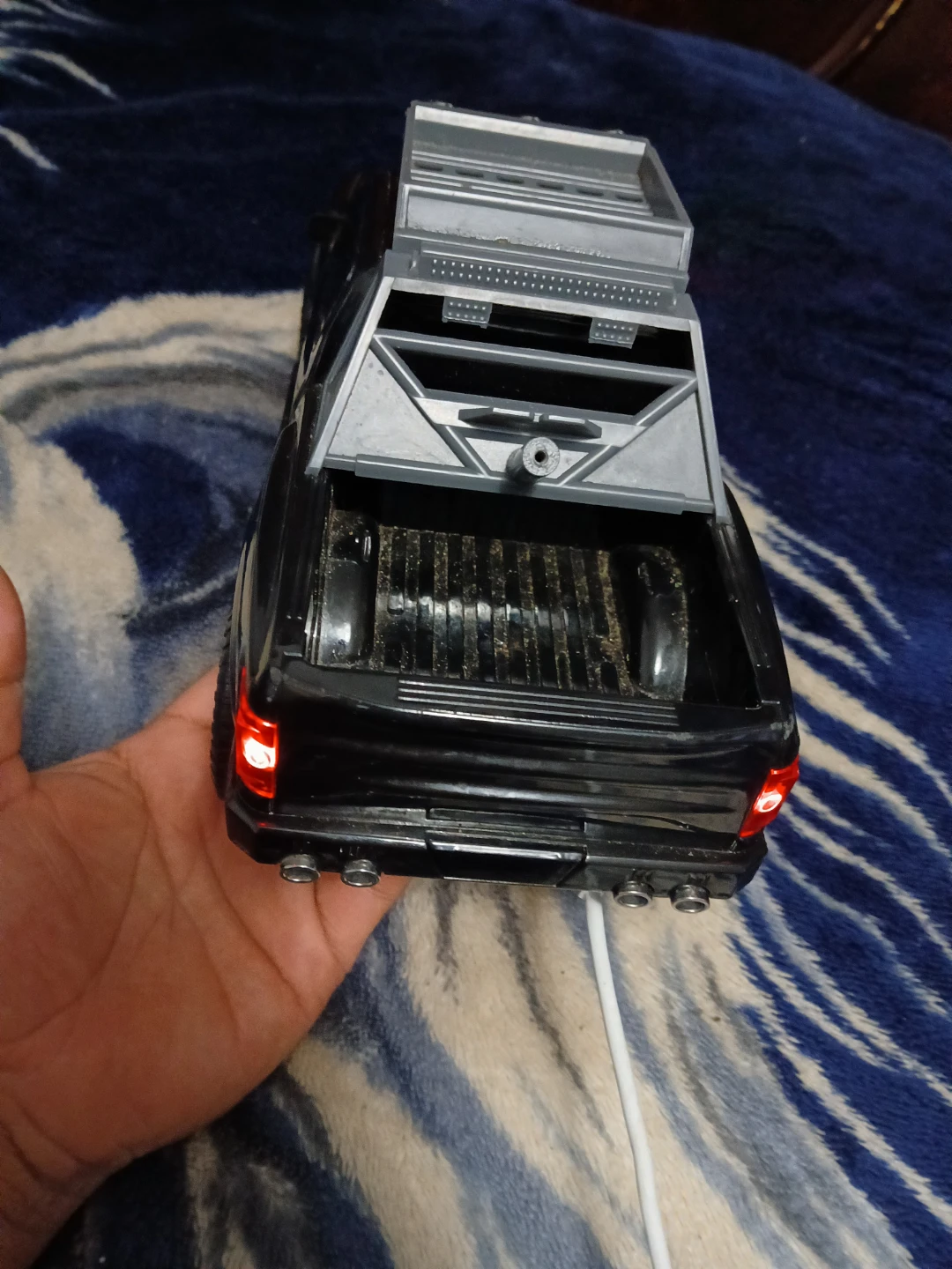 QFX BT-150 Bluetooth Pickup Truck Replica Speaker - Black - photo 2
